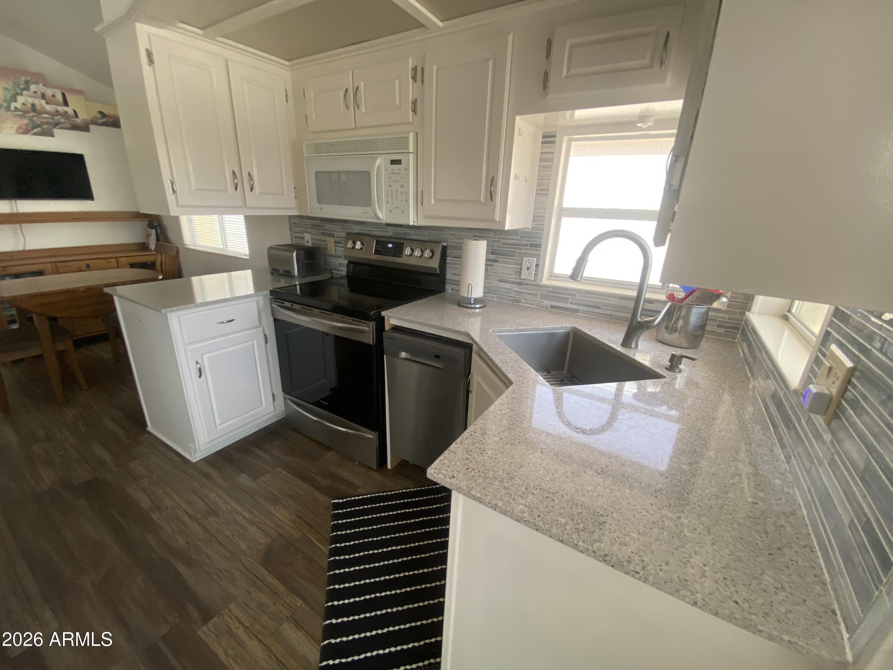 ROADHAVEN RESORT OF APACHE JUNCTION - PHASE 2 - Residential