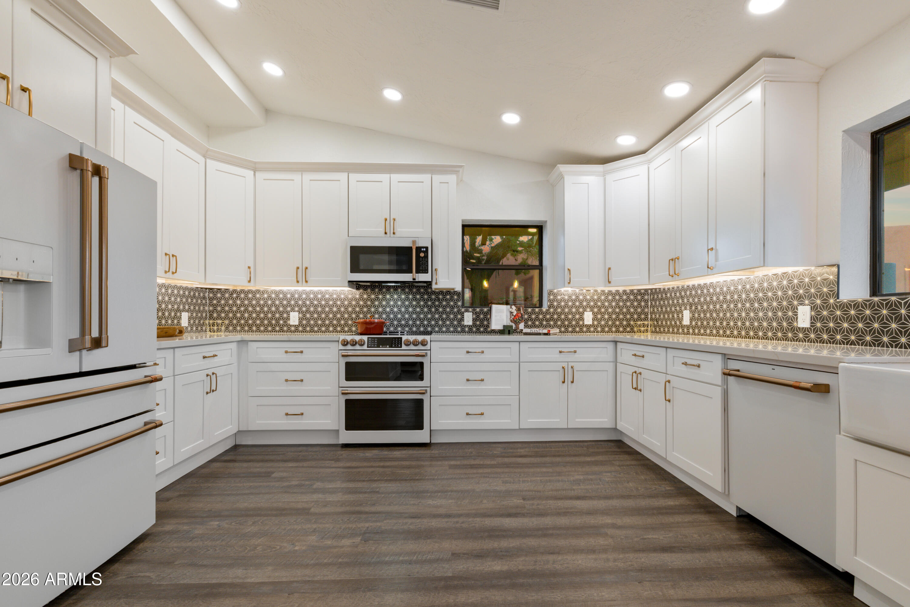 FOOTHILLS SOUTH UNIT 1 AMD - Residential