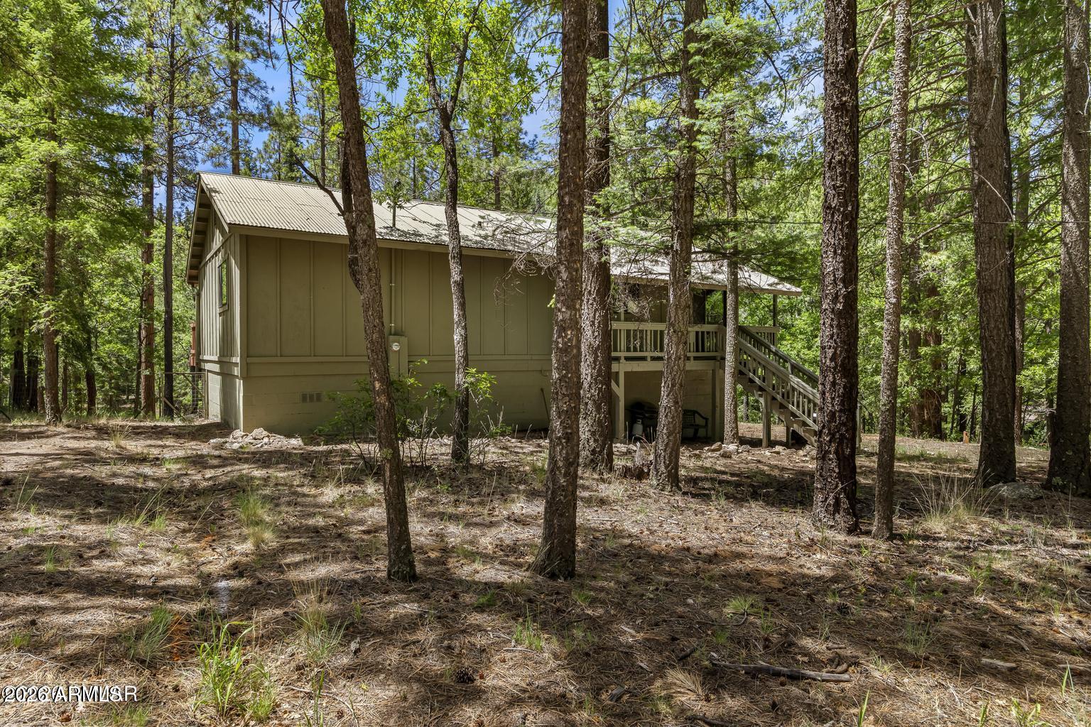 TAL WI WI IN THE PINES - Residential