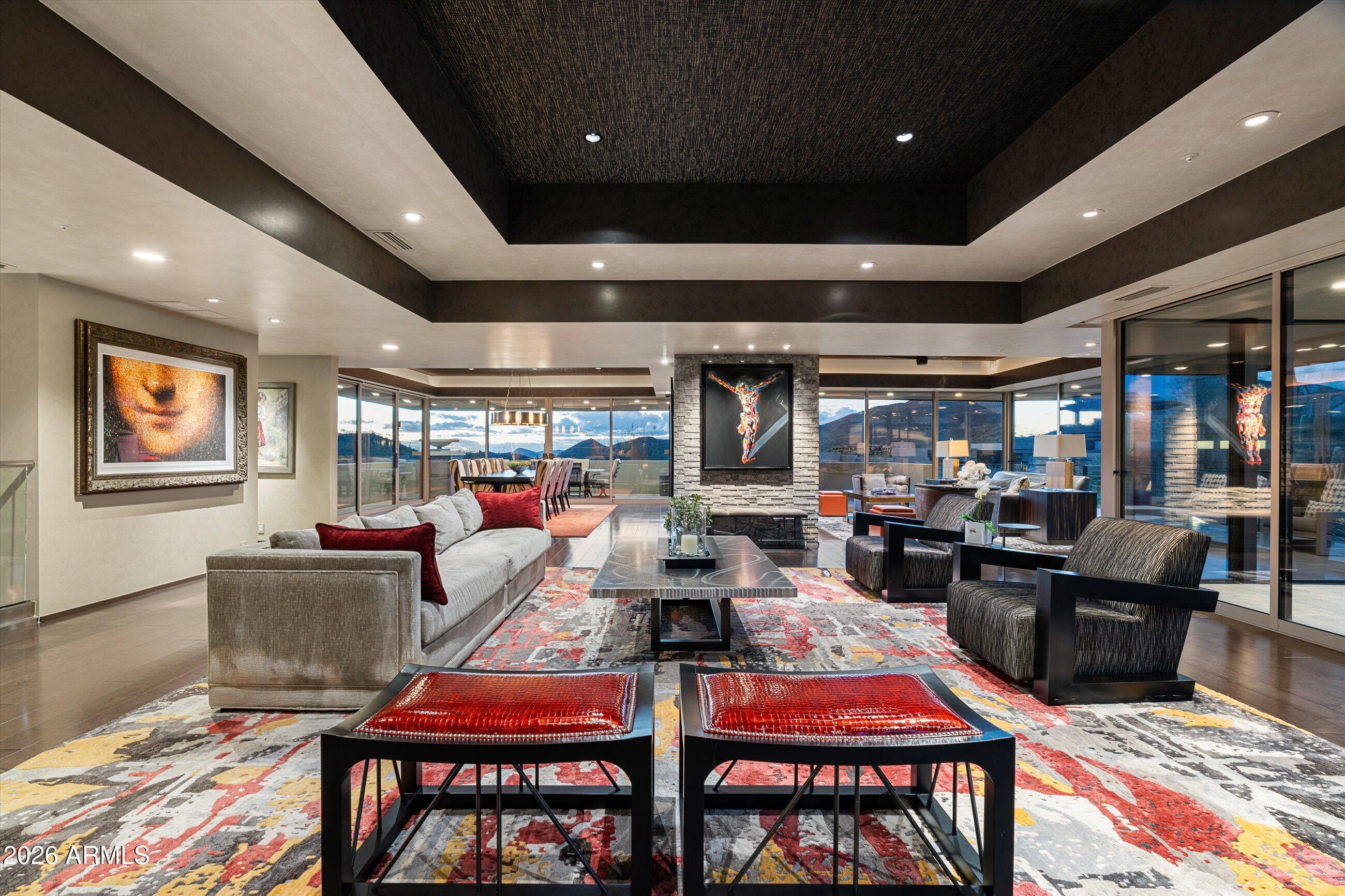 DESERT MOUNTAIN - Residential