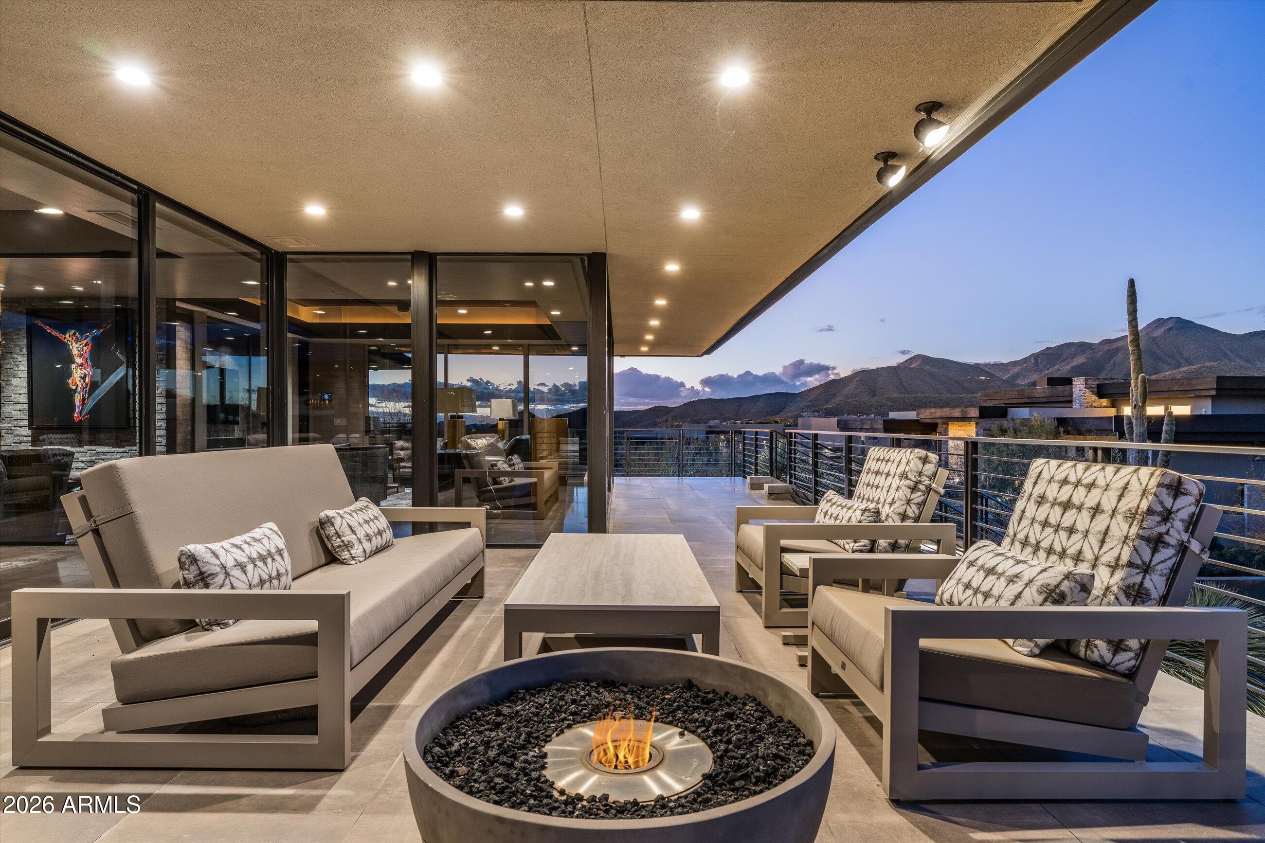 DESERT MOUNTAIN - Residential