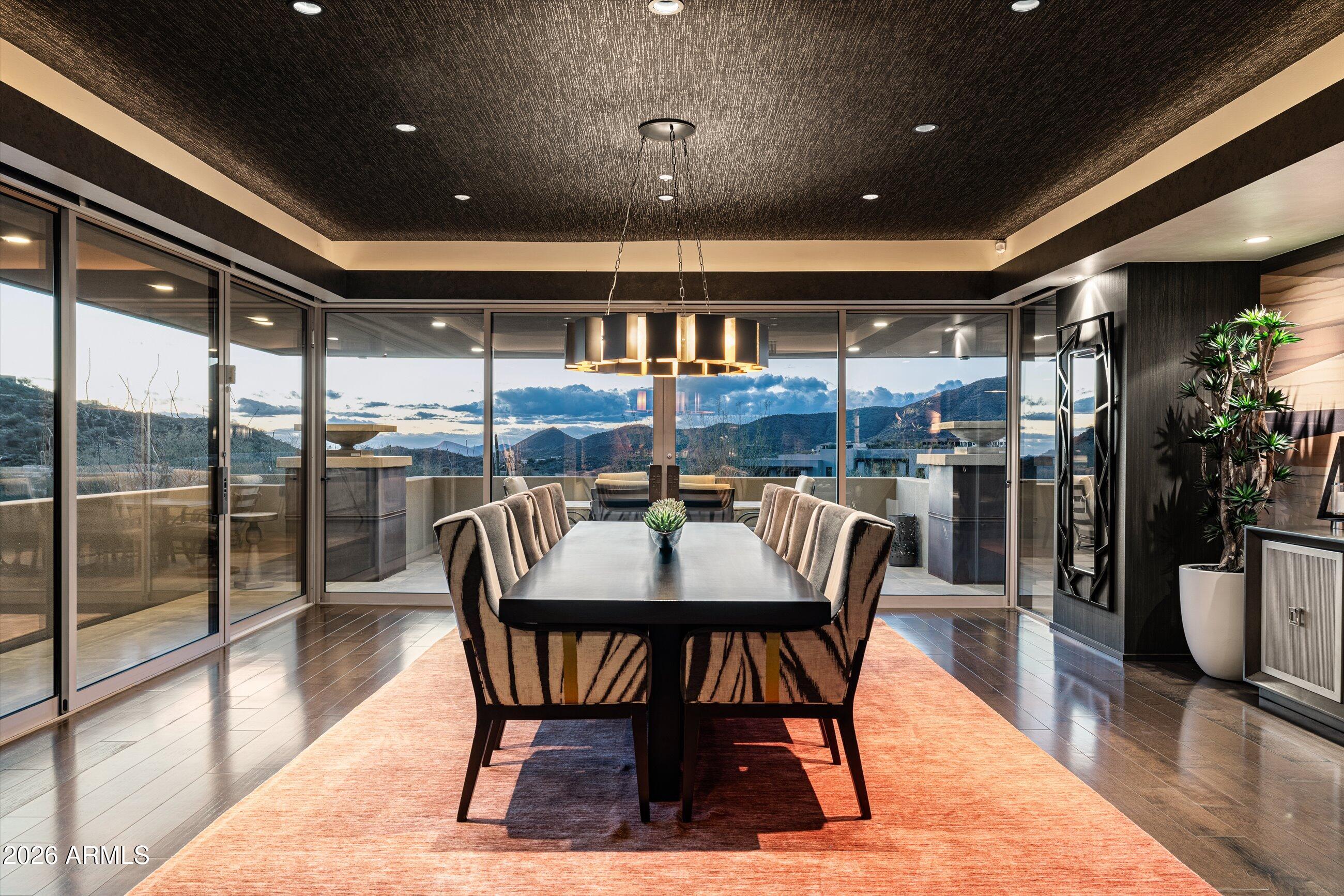 DESERT MOUNTAIN - Residential