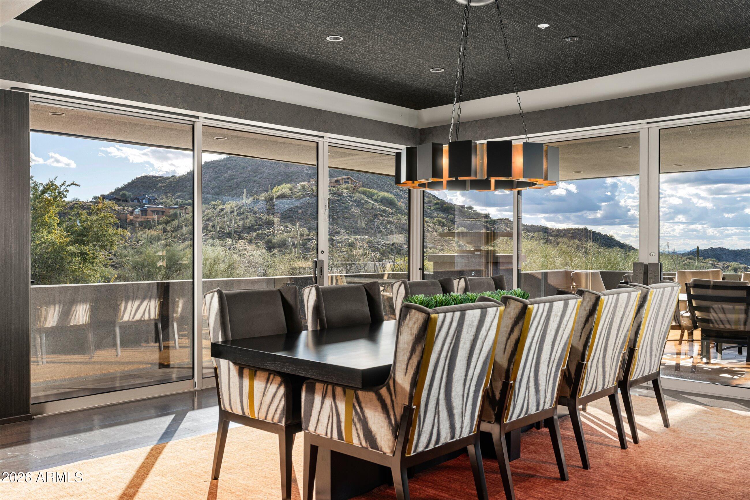 DESERT MOUNTAIN - Residential