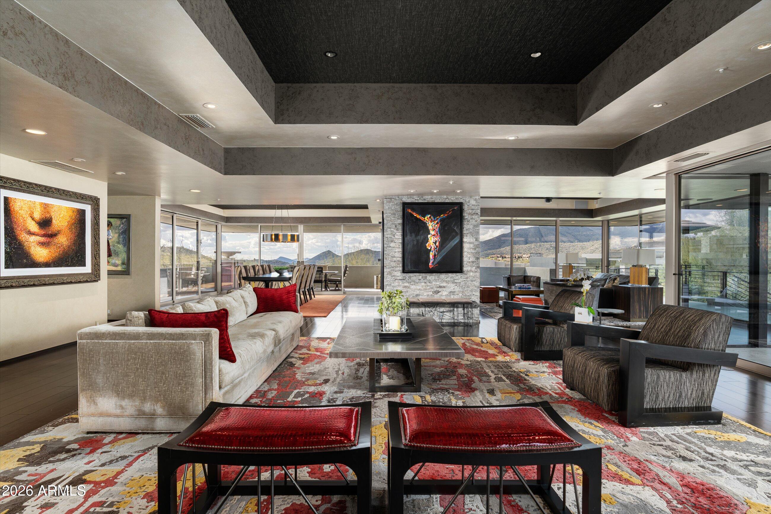 DESERT MOUNTAIN - Residential