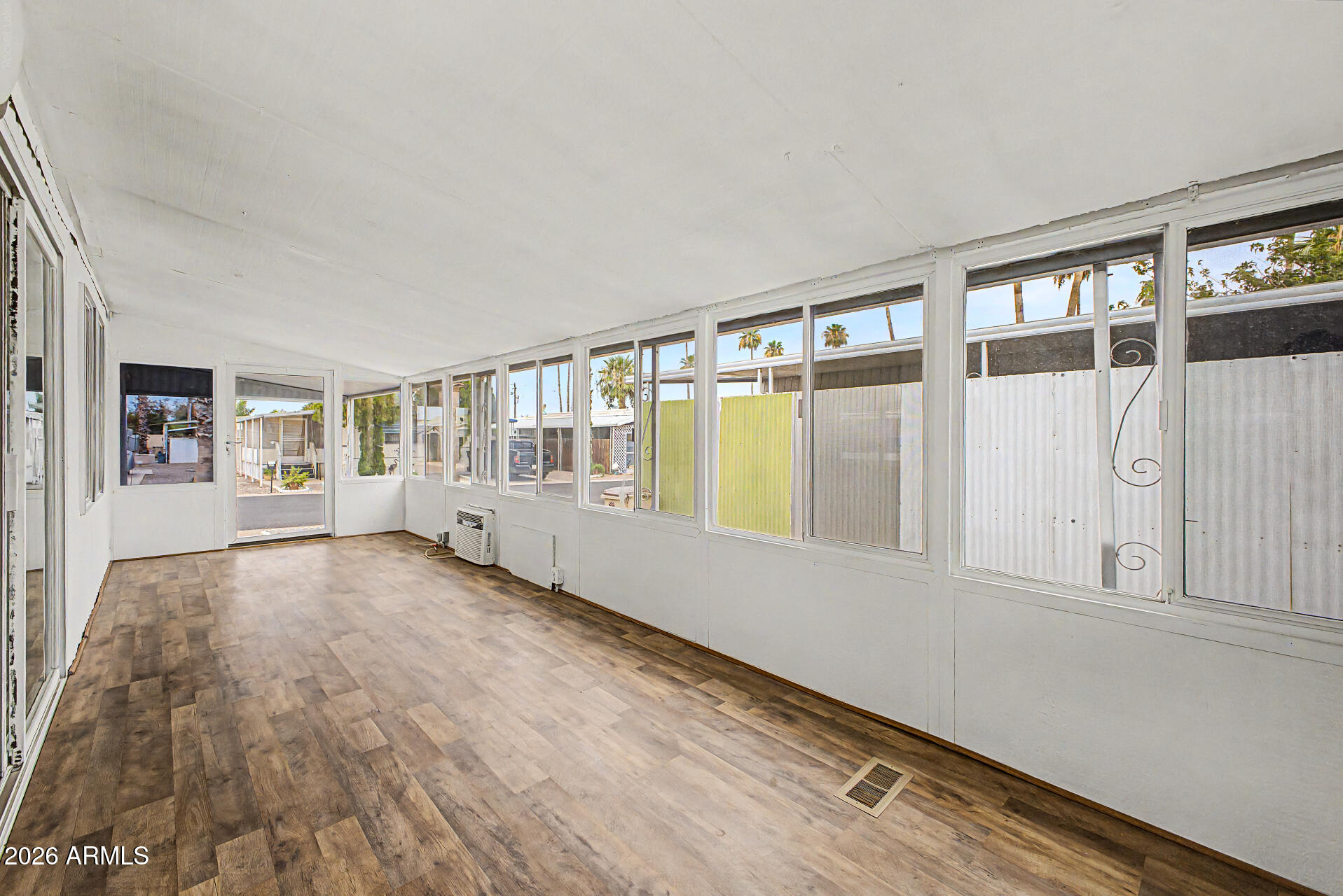 Palm Shadows - Residential