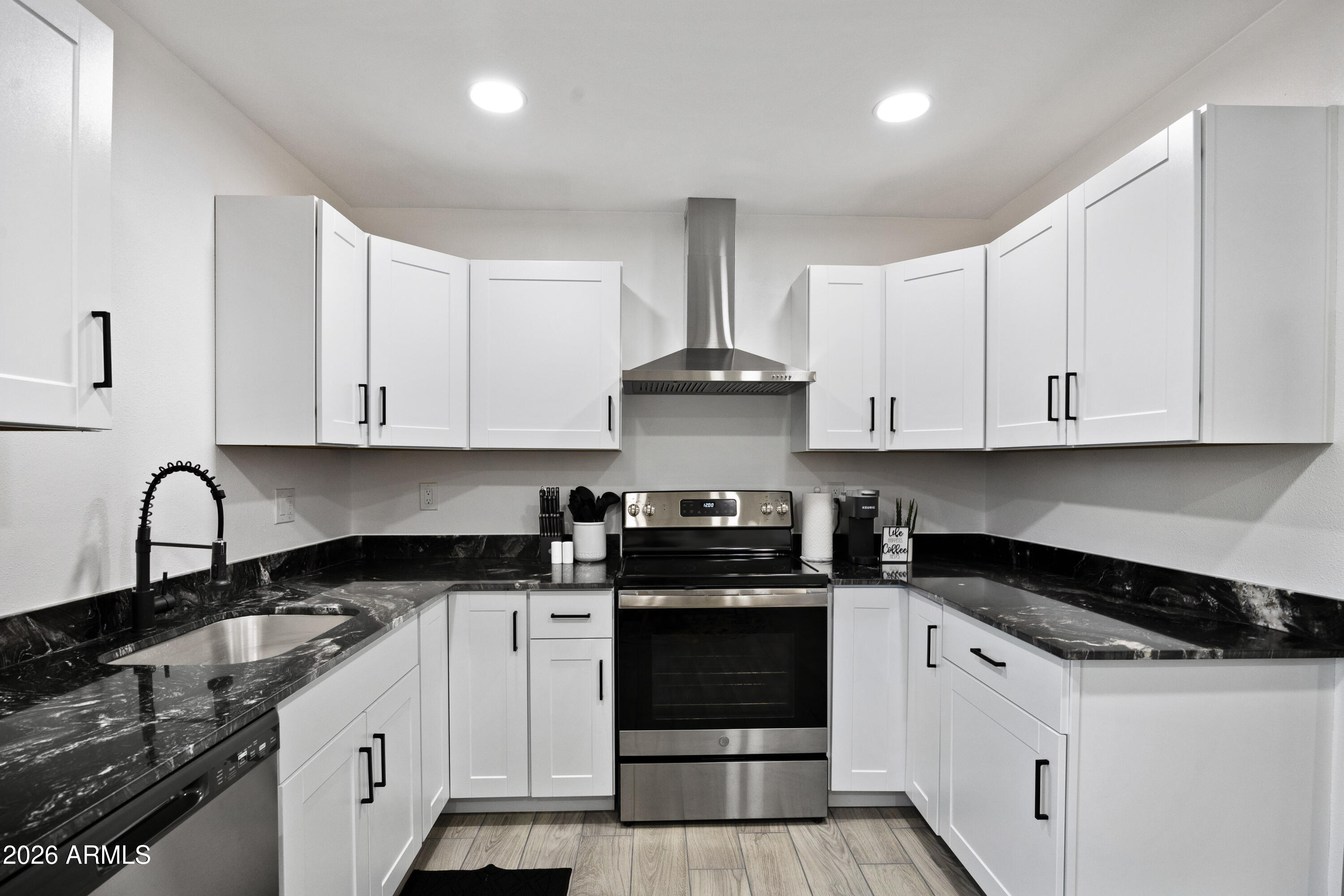 NEW PAPAGO PARKWAY 13 LOTS 779-912 & TR J - Residential