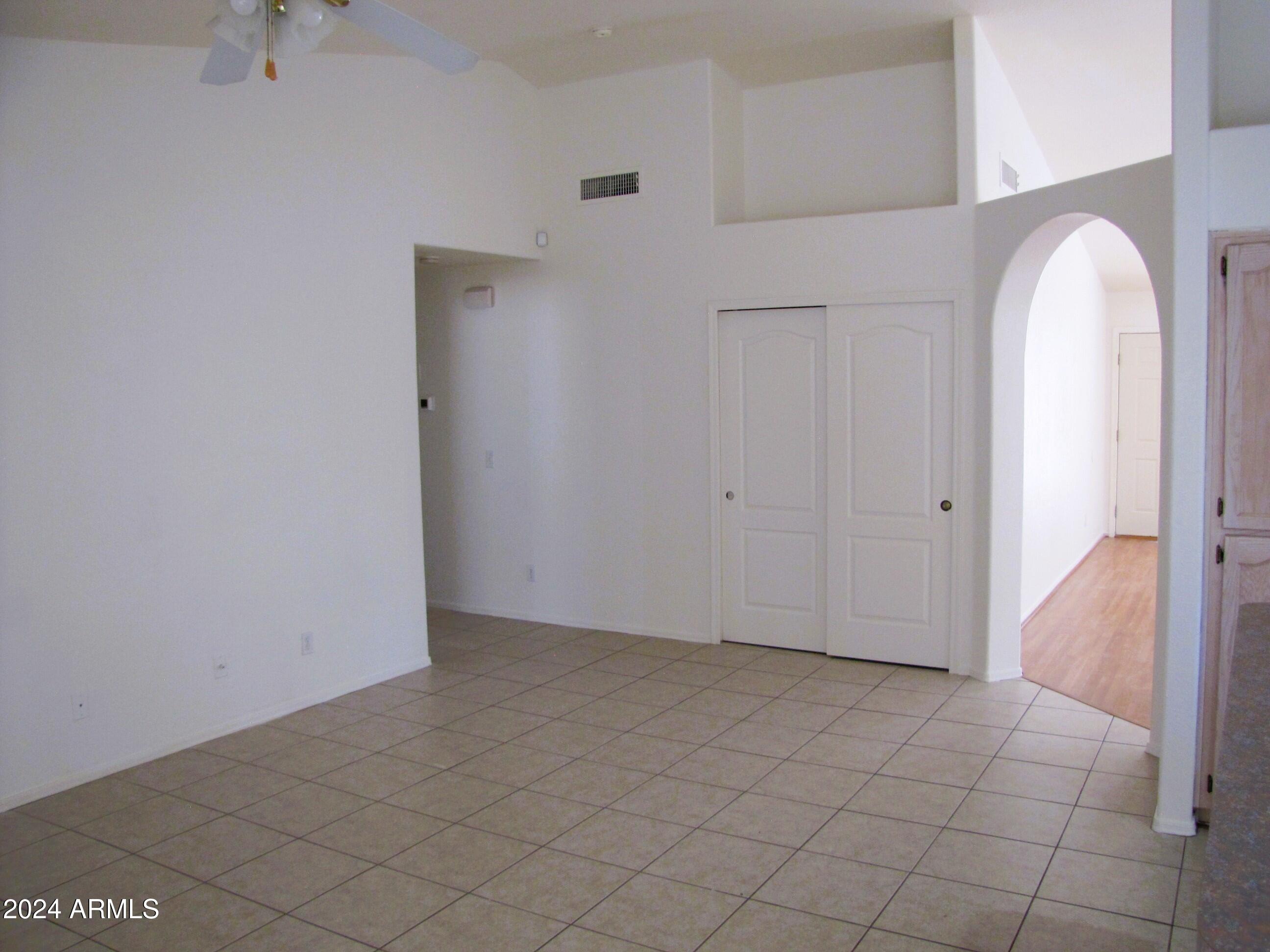 MOUNTAIN RIDGE PHASE 4 - Residential Lease