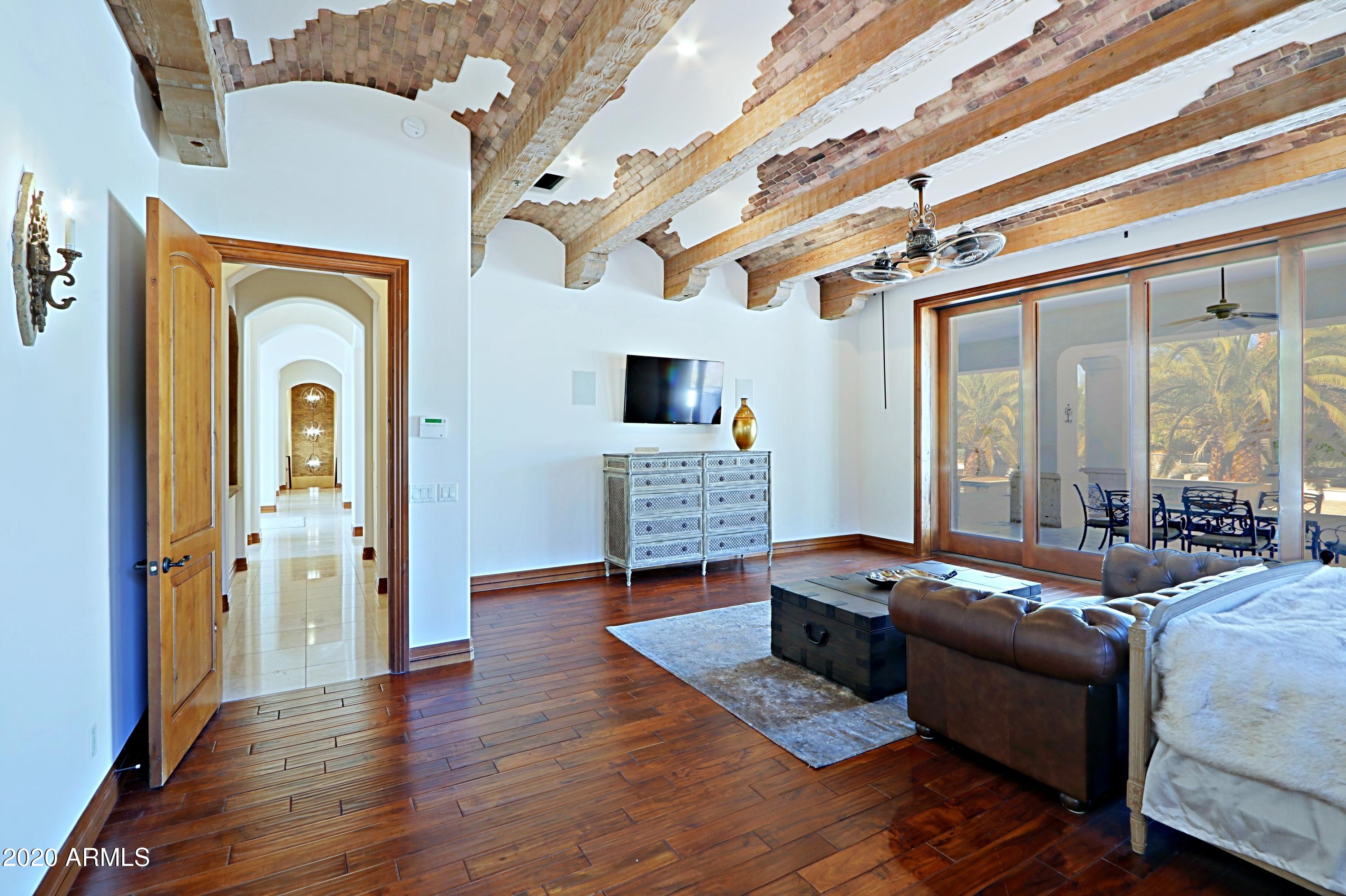Foothills Estate - Residential
