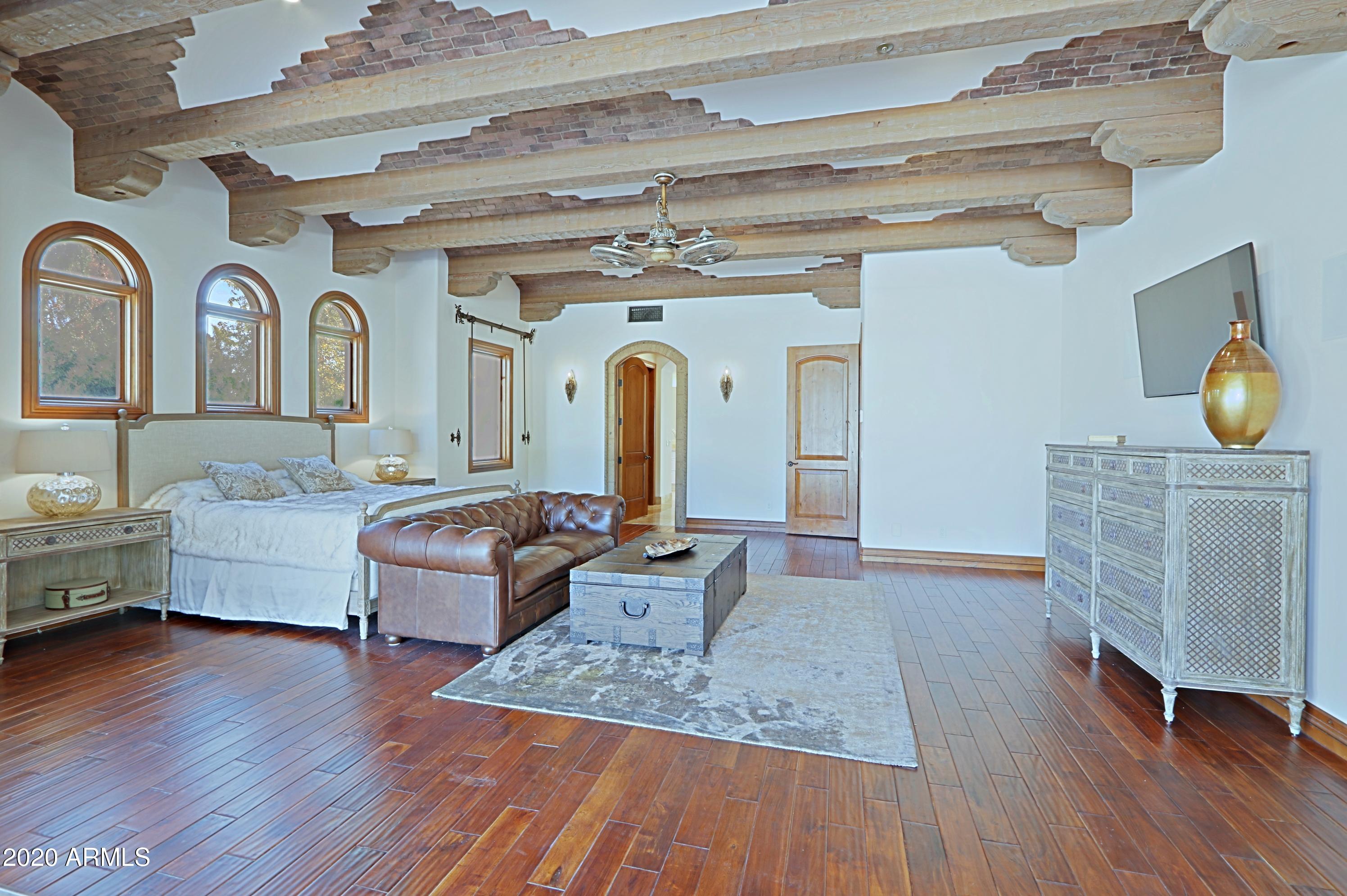 Foothills Estate - Residential