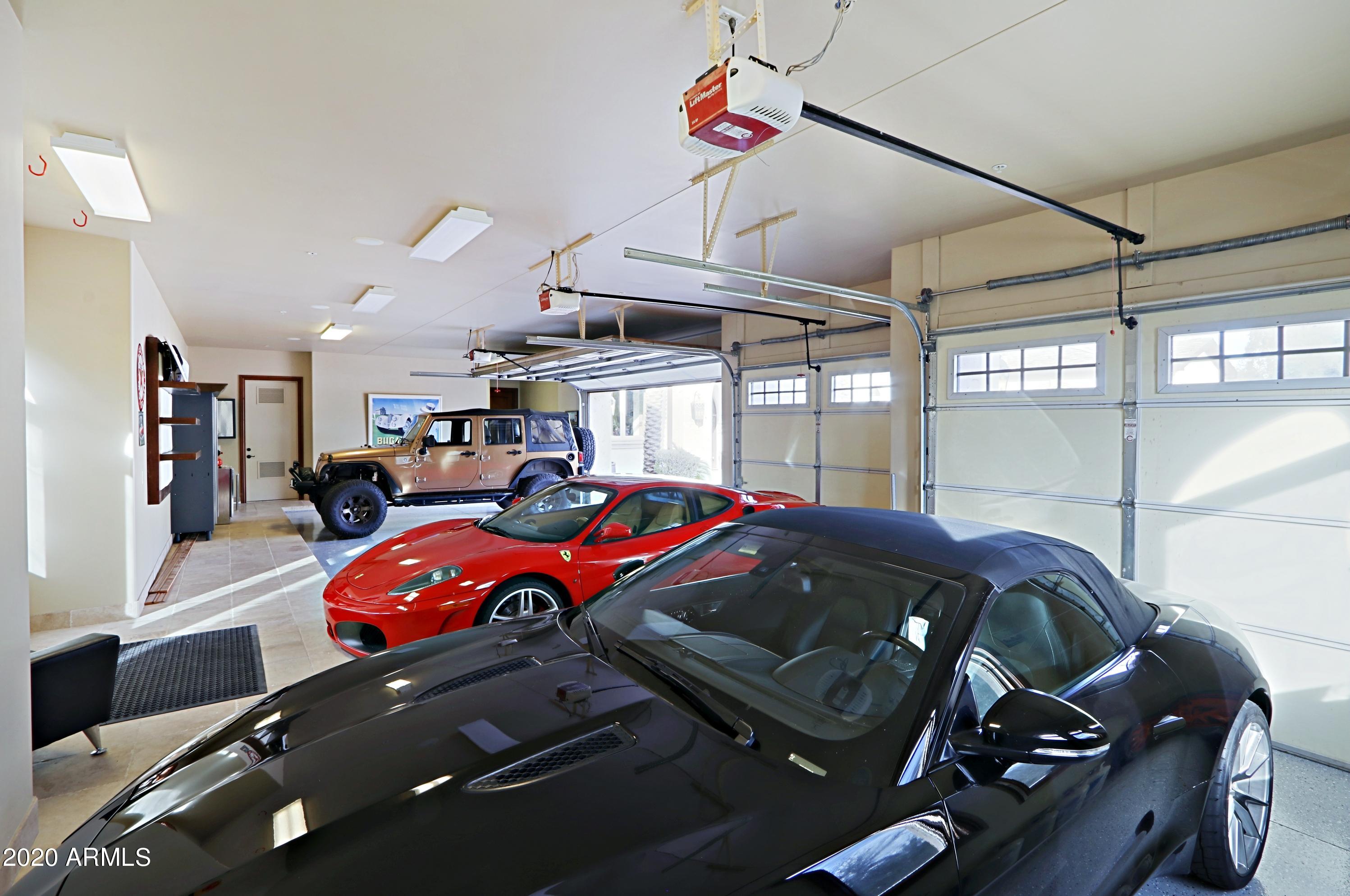 Foothills Estate - Residential