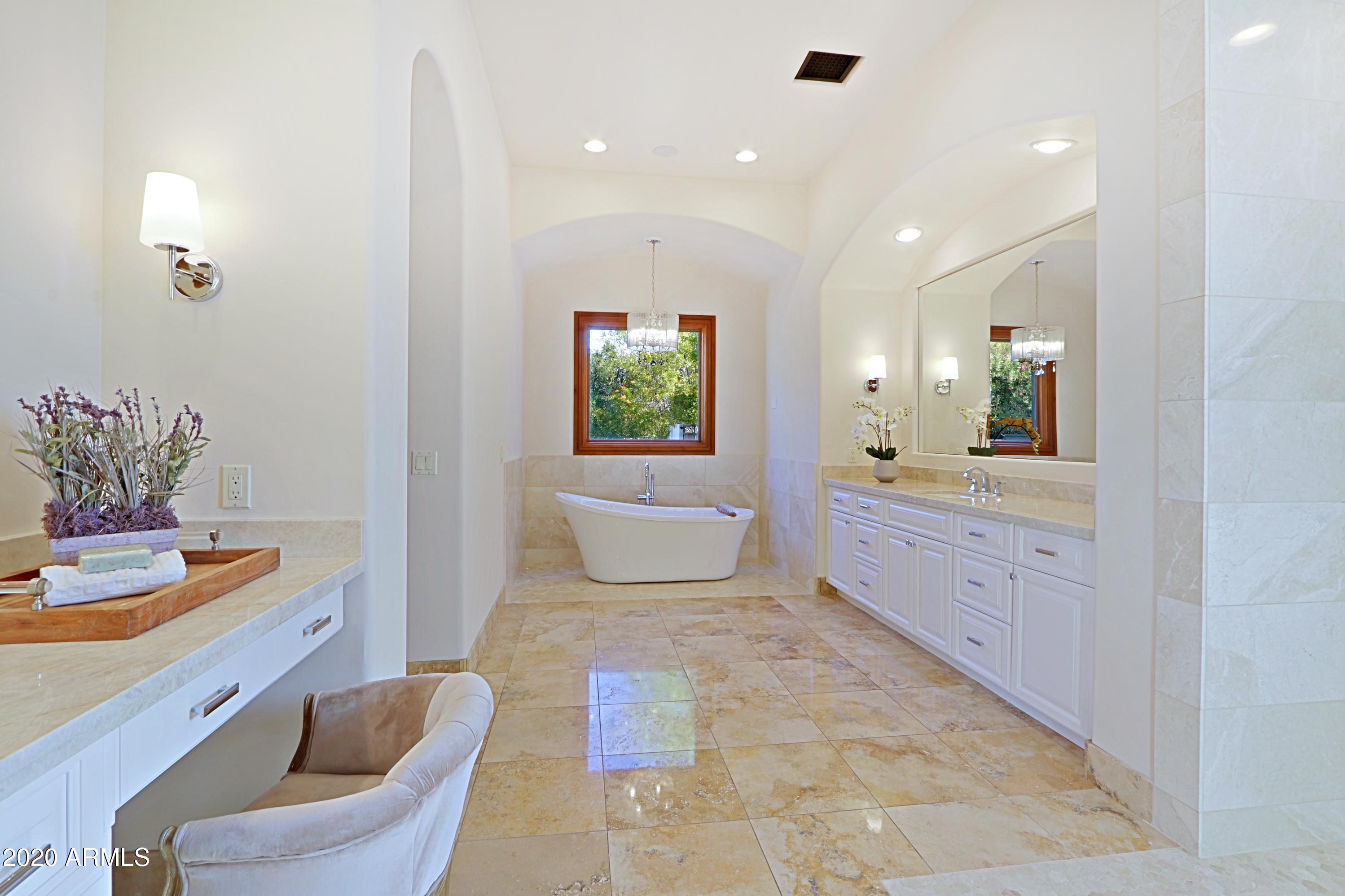 Foothills Estate - Residential