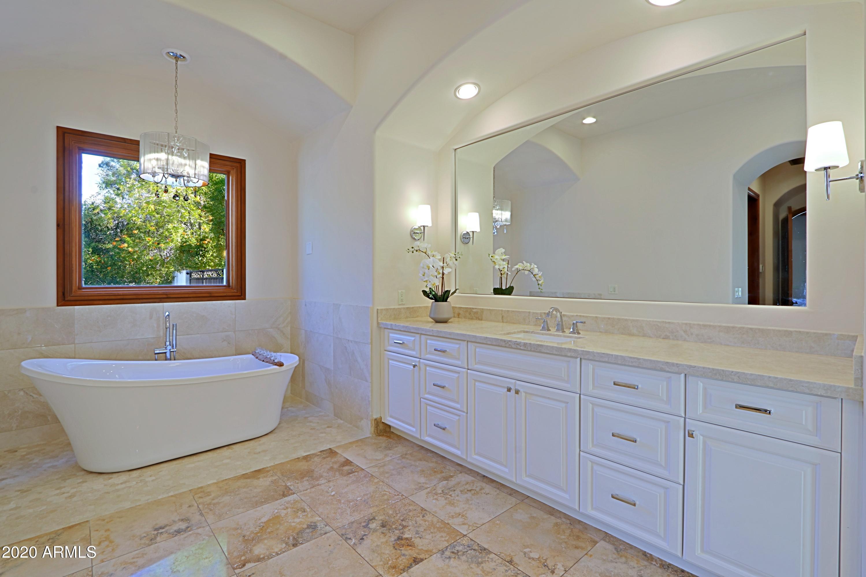 Foothills Estate - Residential