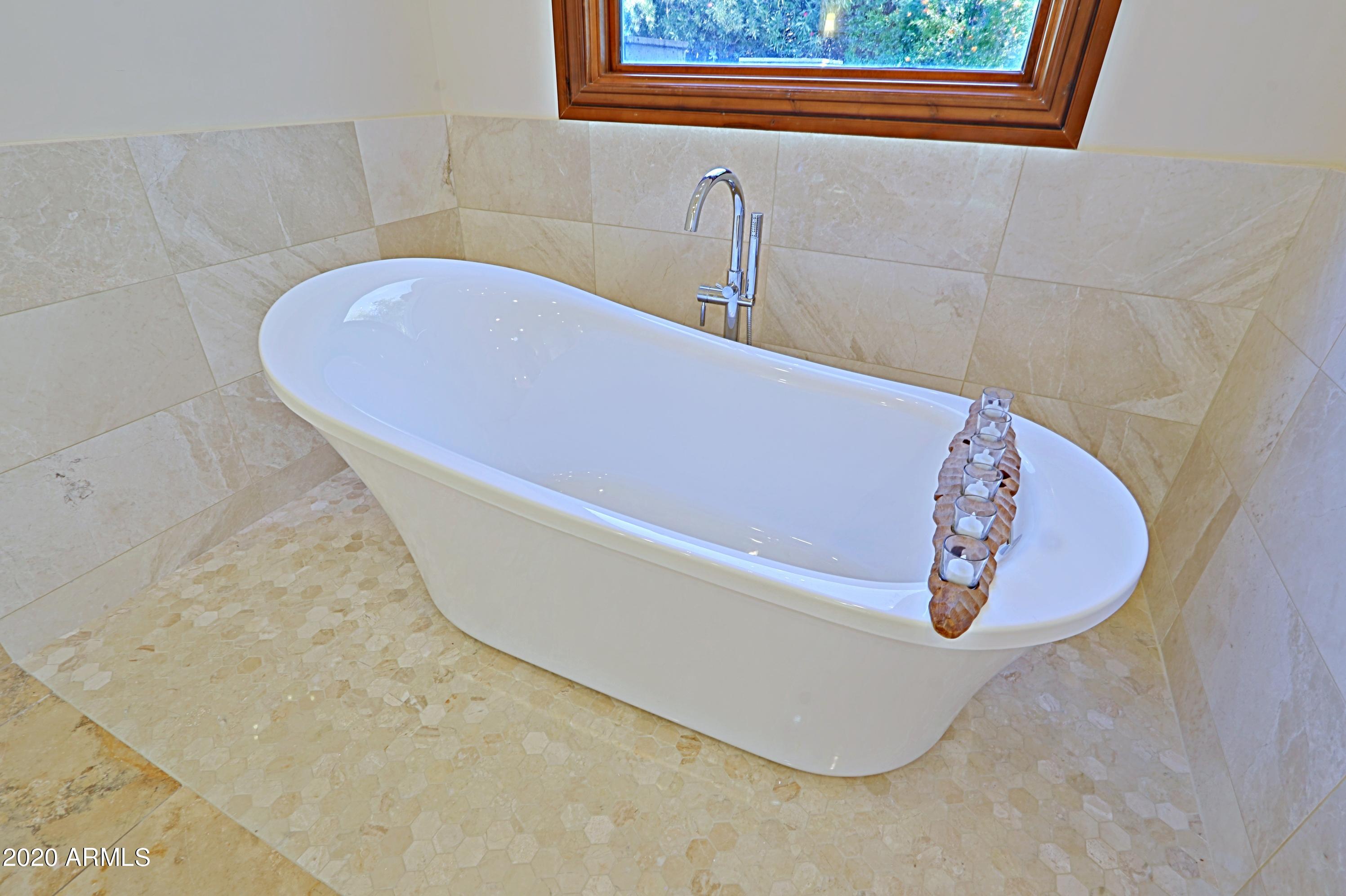 Foothills Estate - Residential