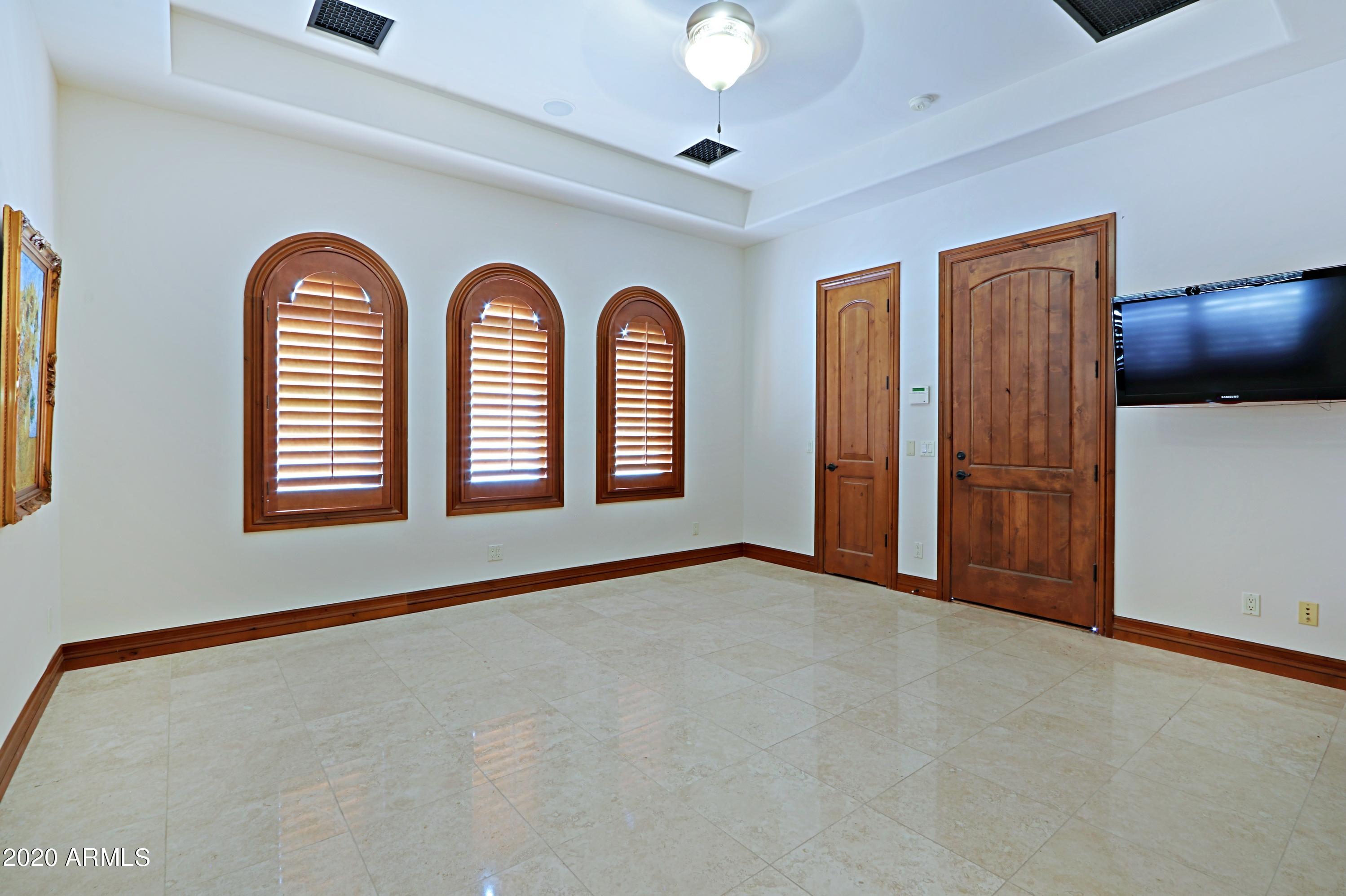 Foothills Estate - Residential