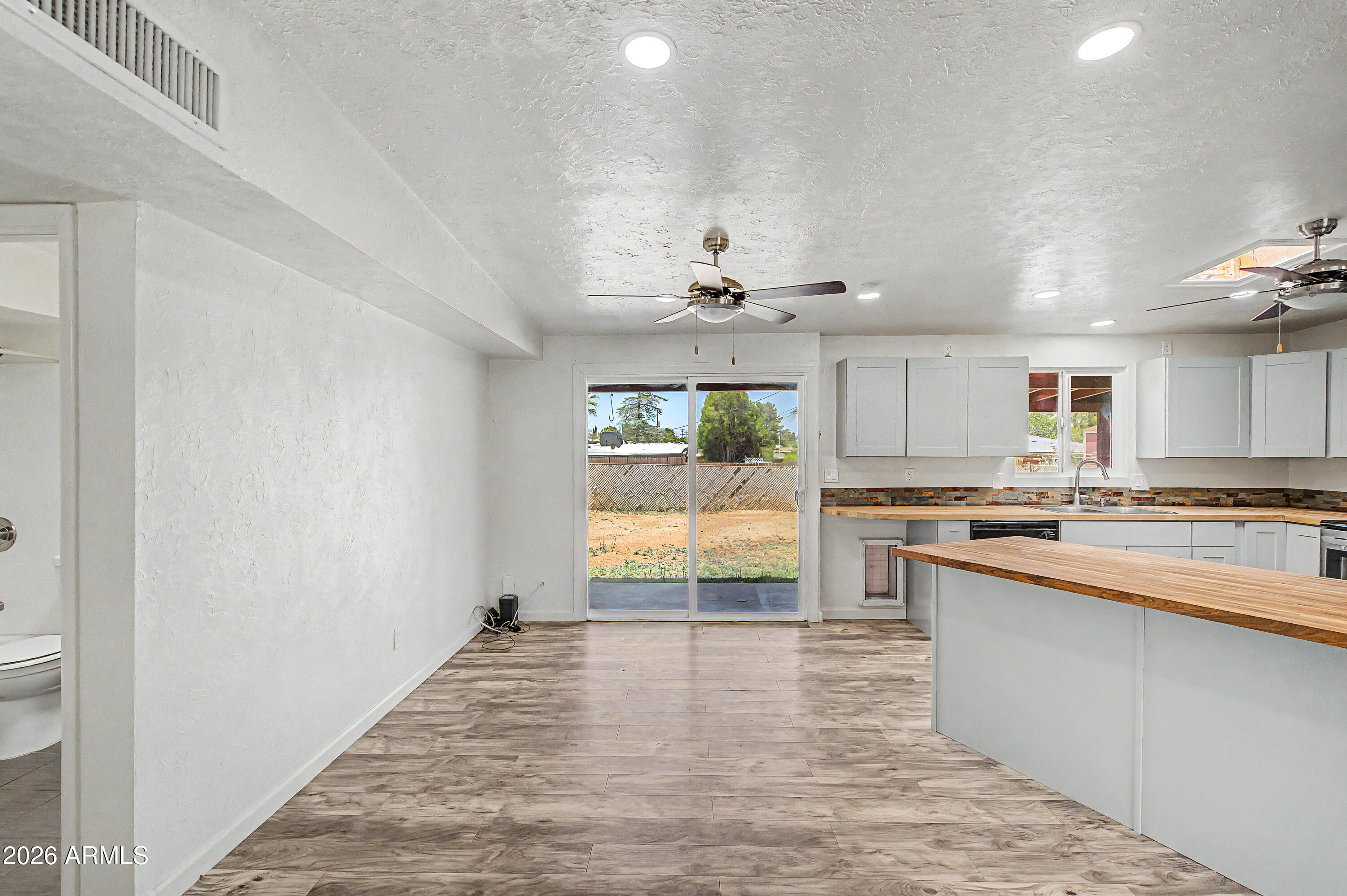 BELLA VISTA ESTATES UNIT 2 - Residential