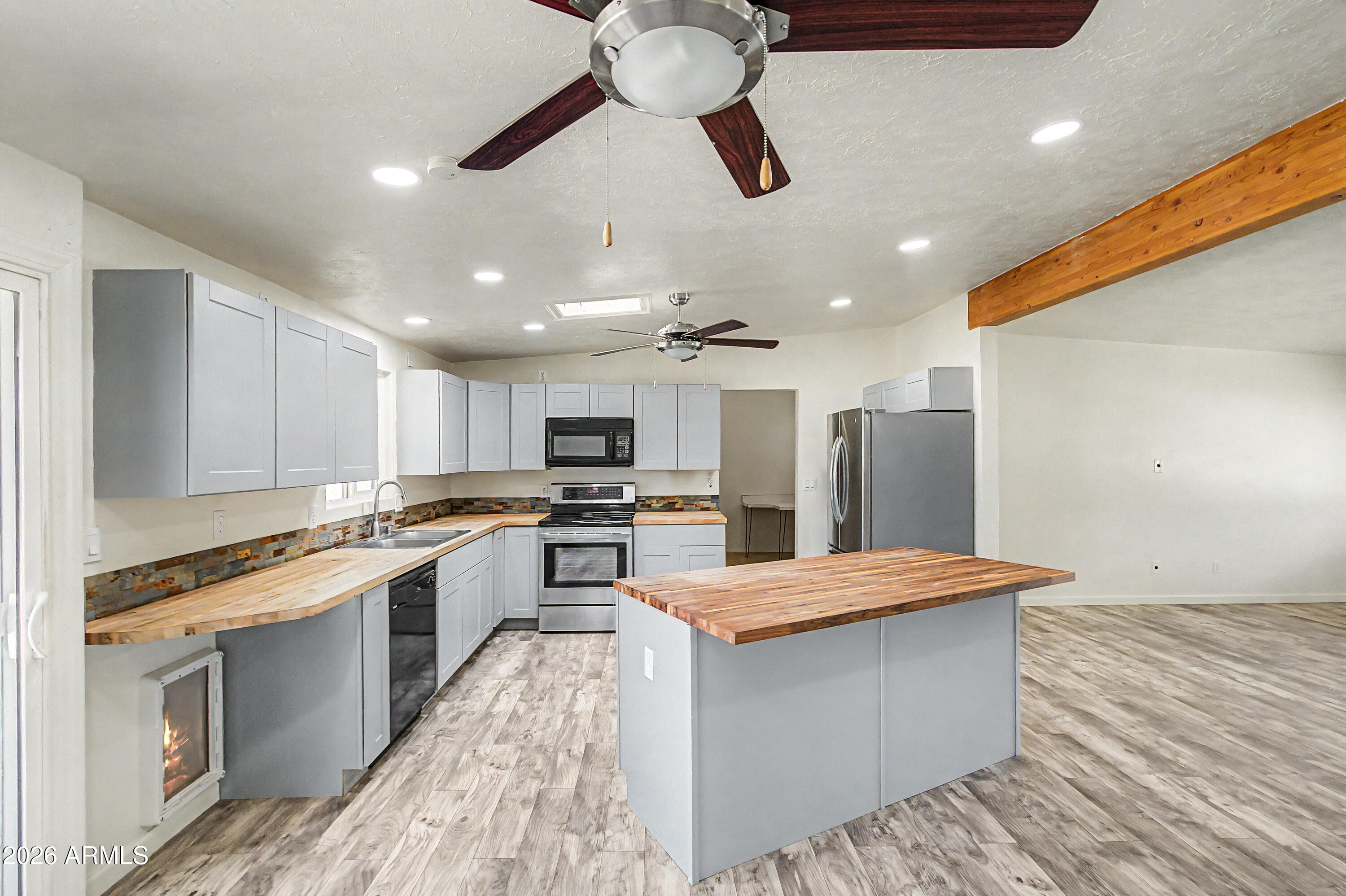BELLA VISTA ESTATES UNIT 2 - Residential