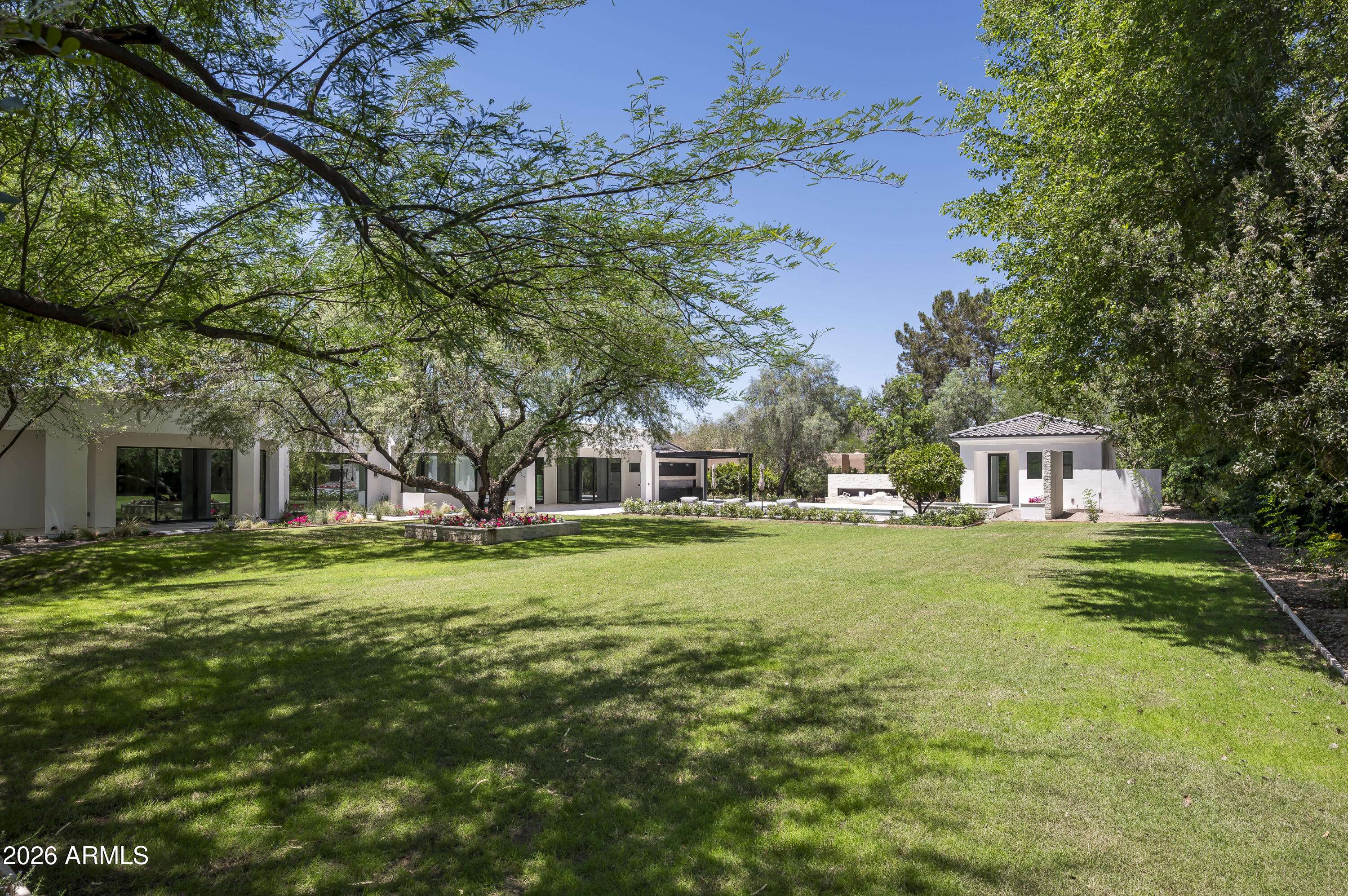 PARADISE GREEN - Residential