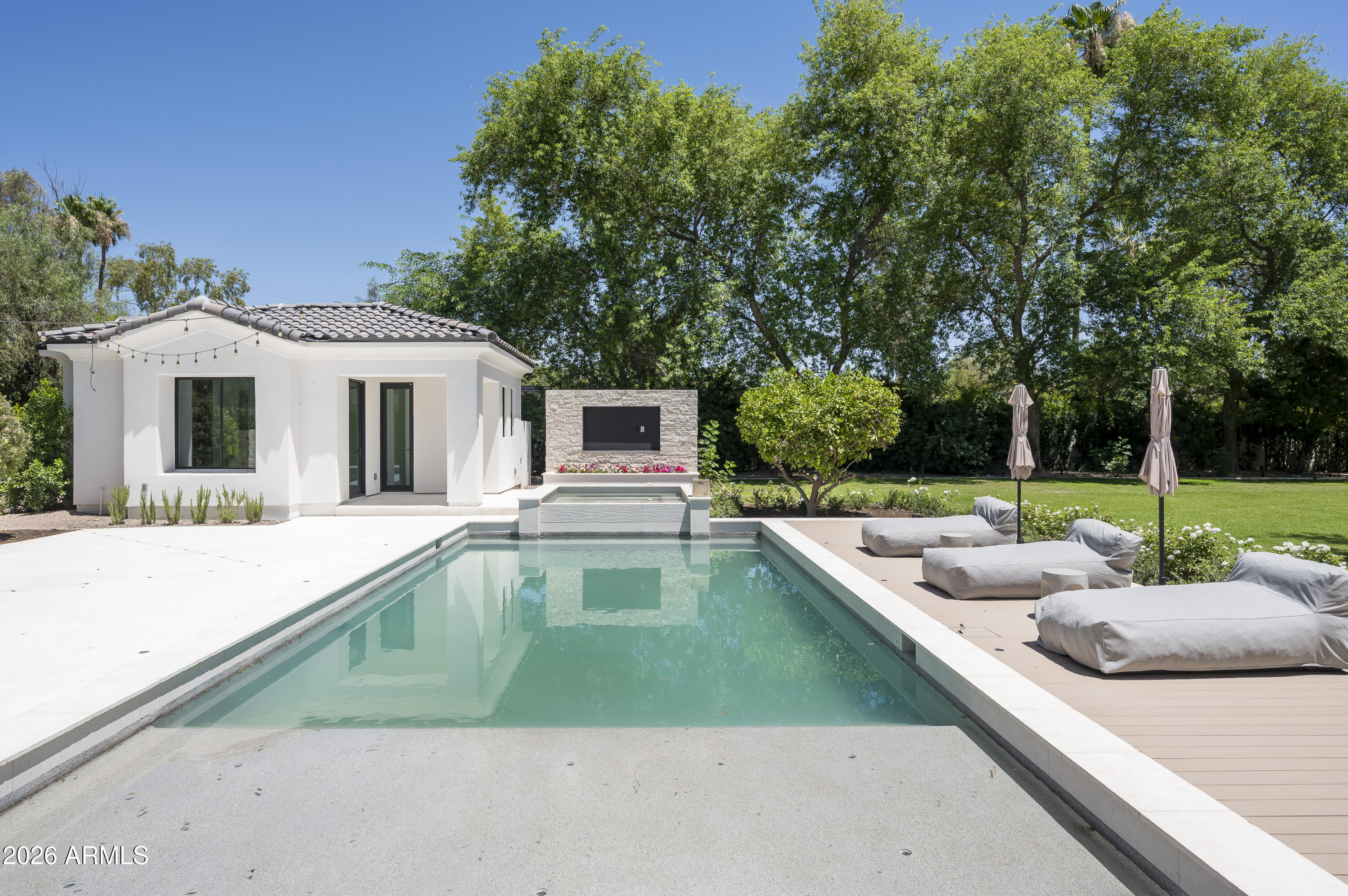 PARADISE GREEN - Residential