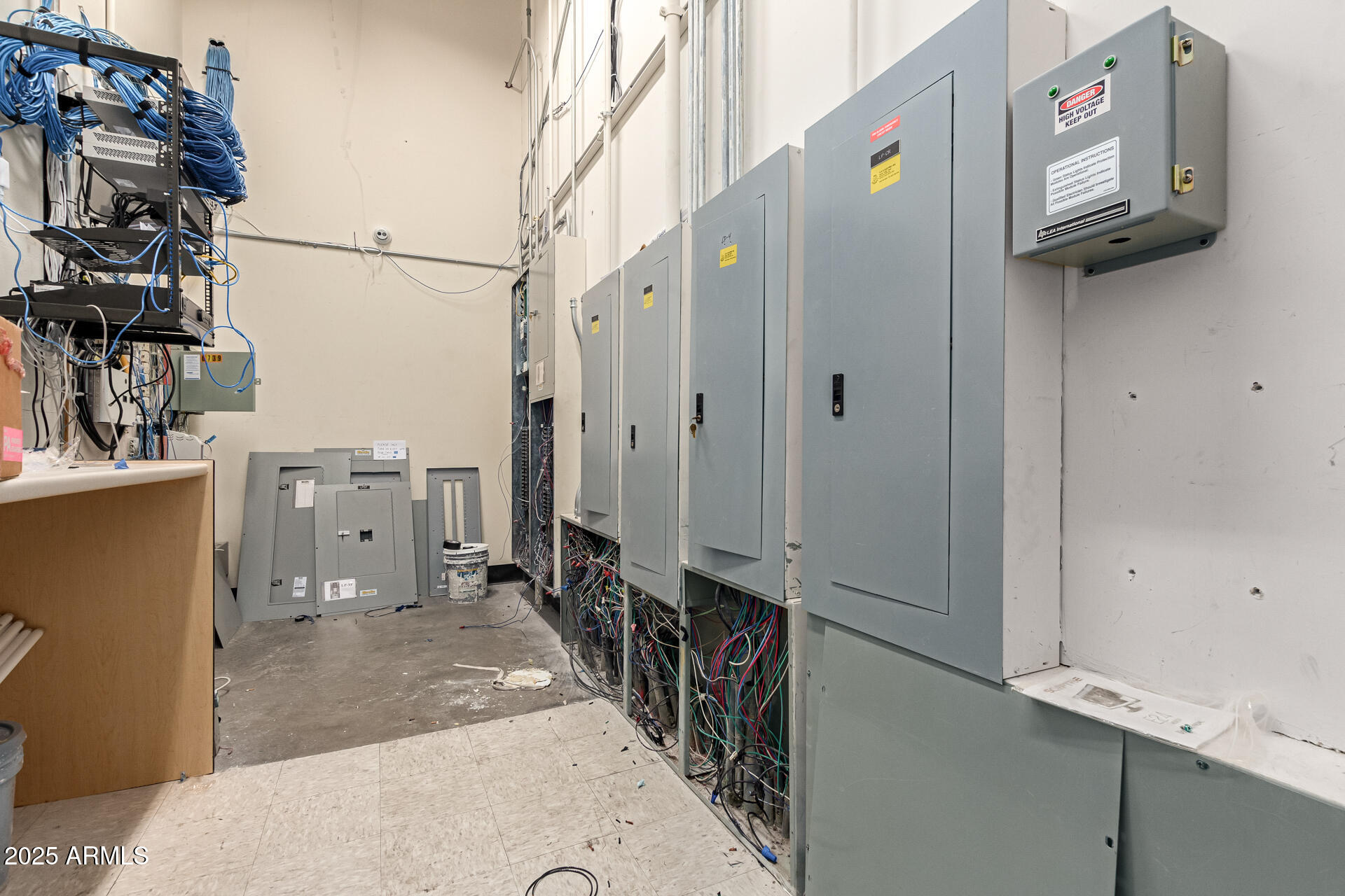 SUBDIVION OF E2 SEC 24 T3N R1E - Commercial Sale