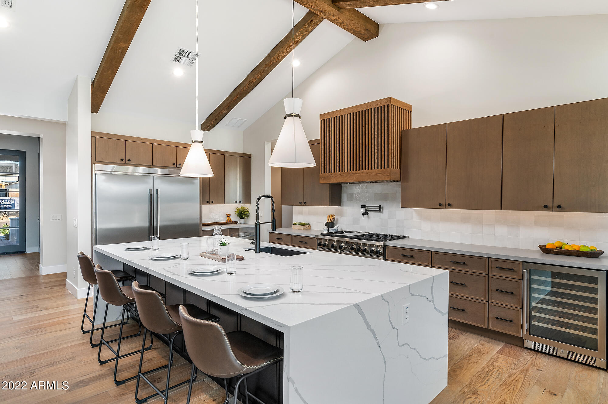 CAMELBACK VILLA - Residential
