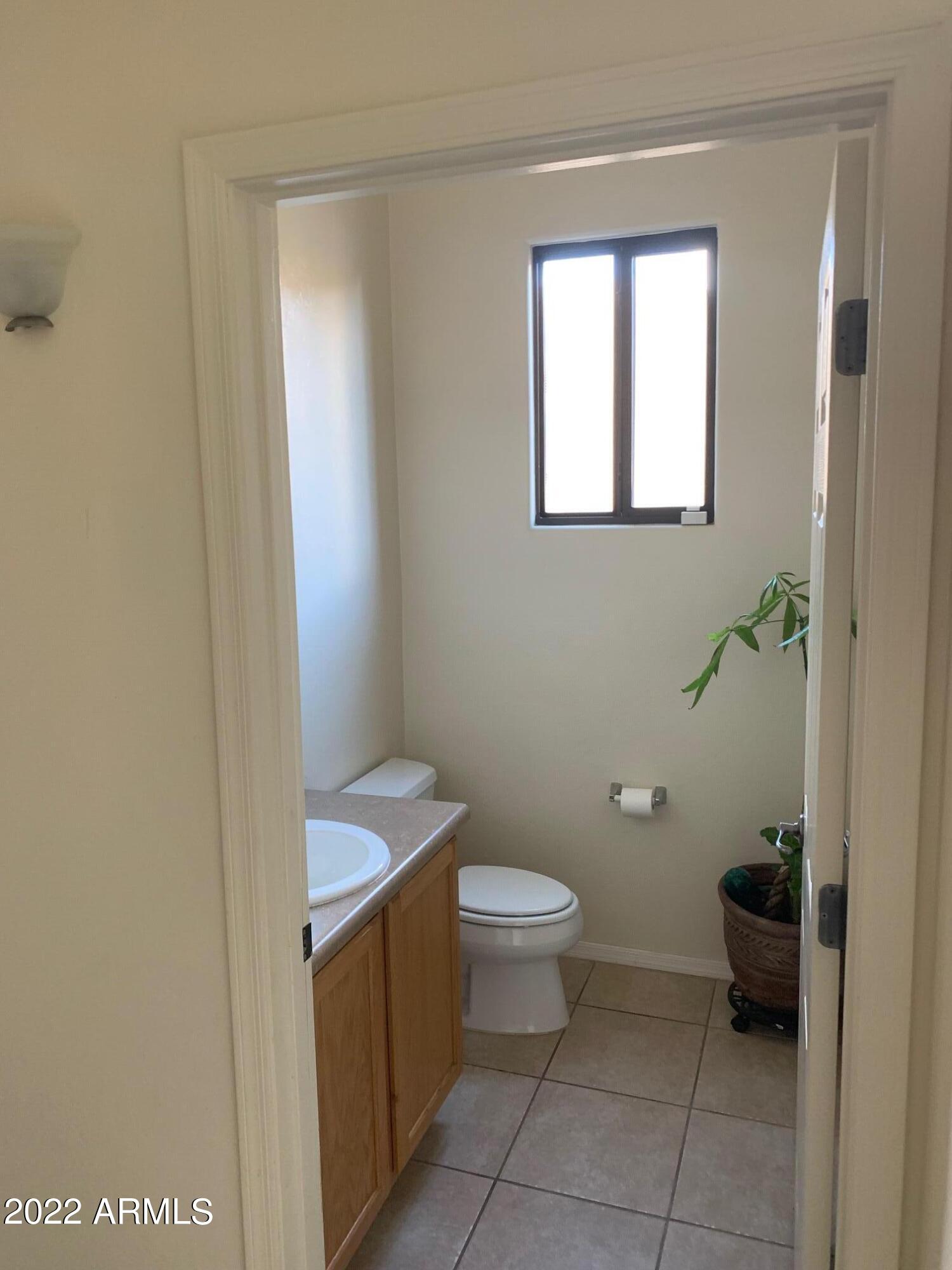 REFLECTIONS AT VALIENTE - Residential Lease
