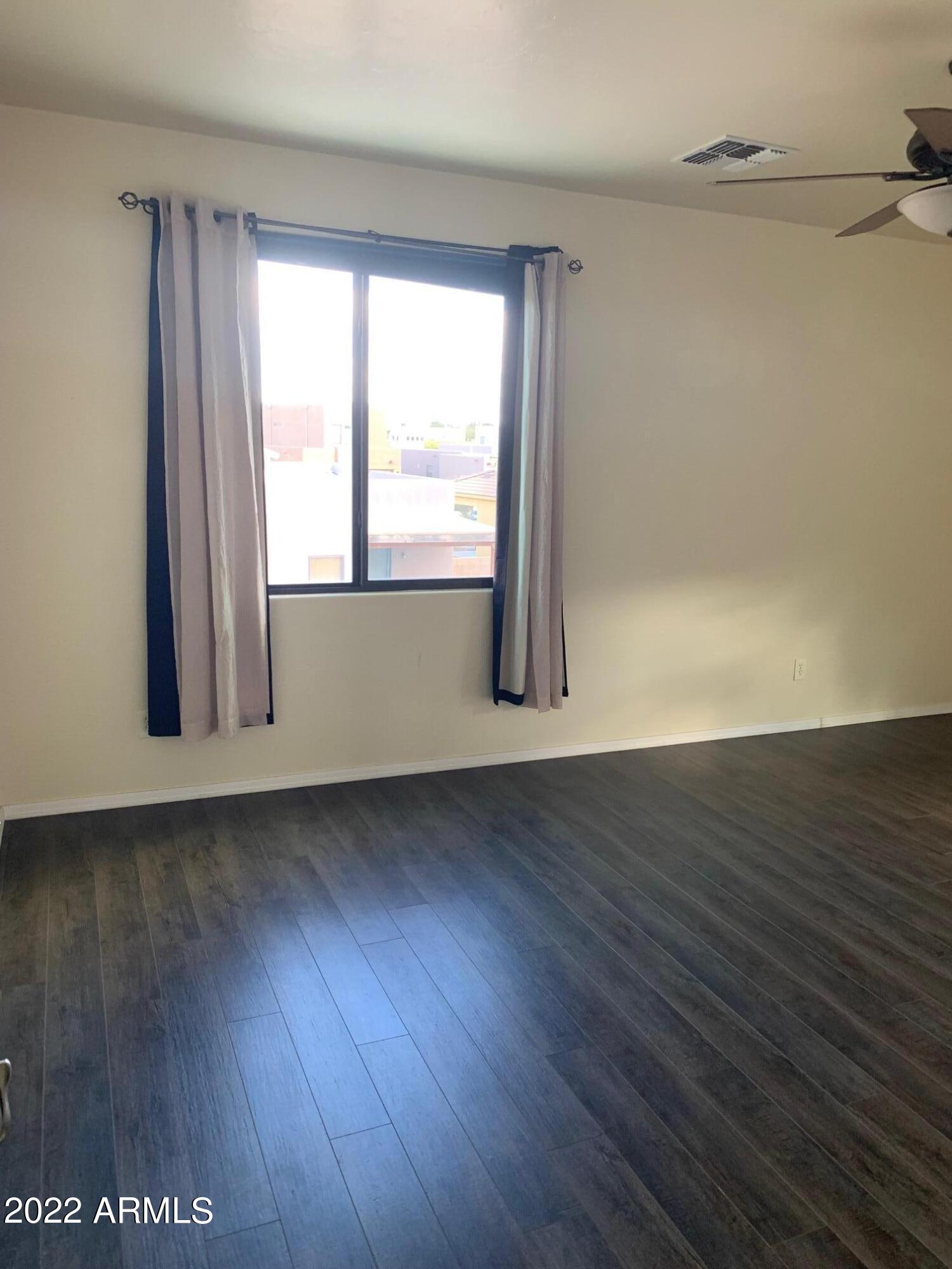 REFLECTIONS AT VALIENTE - Residential Lease