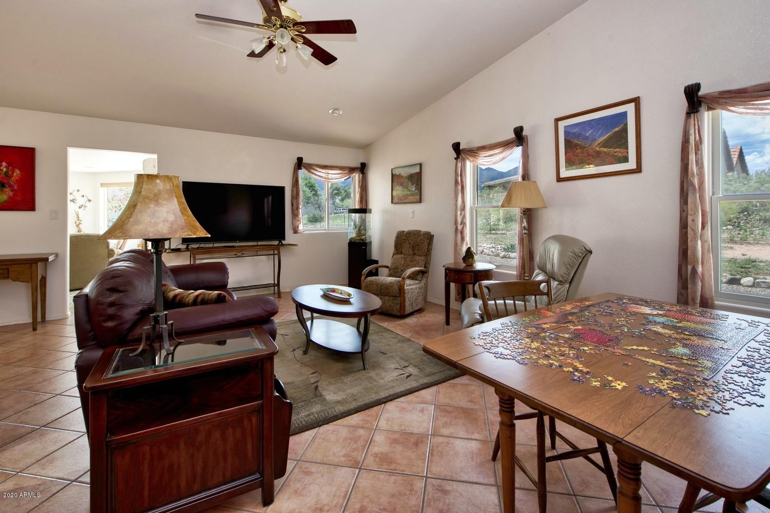 CHARLESTON PARK ESTATES UNIT 1 - Residential