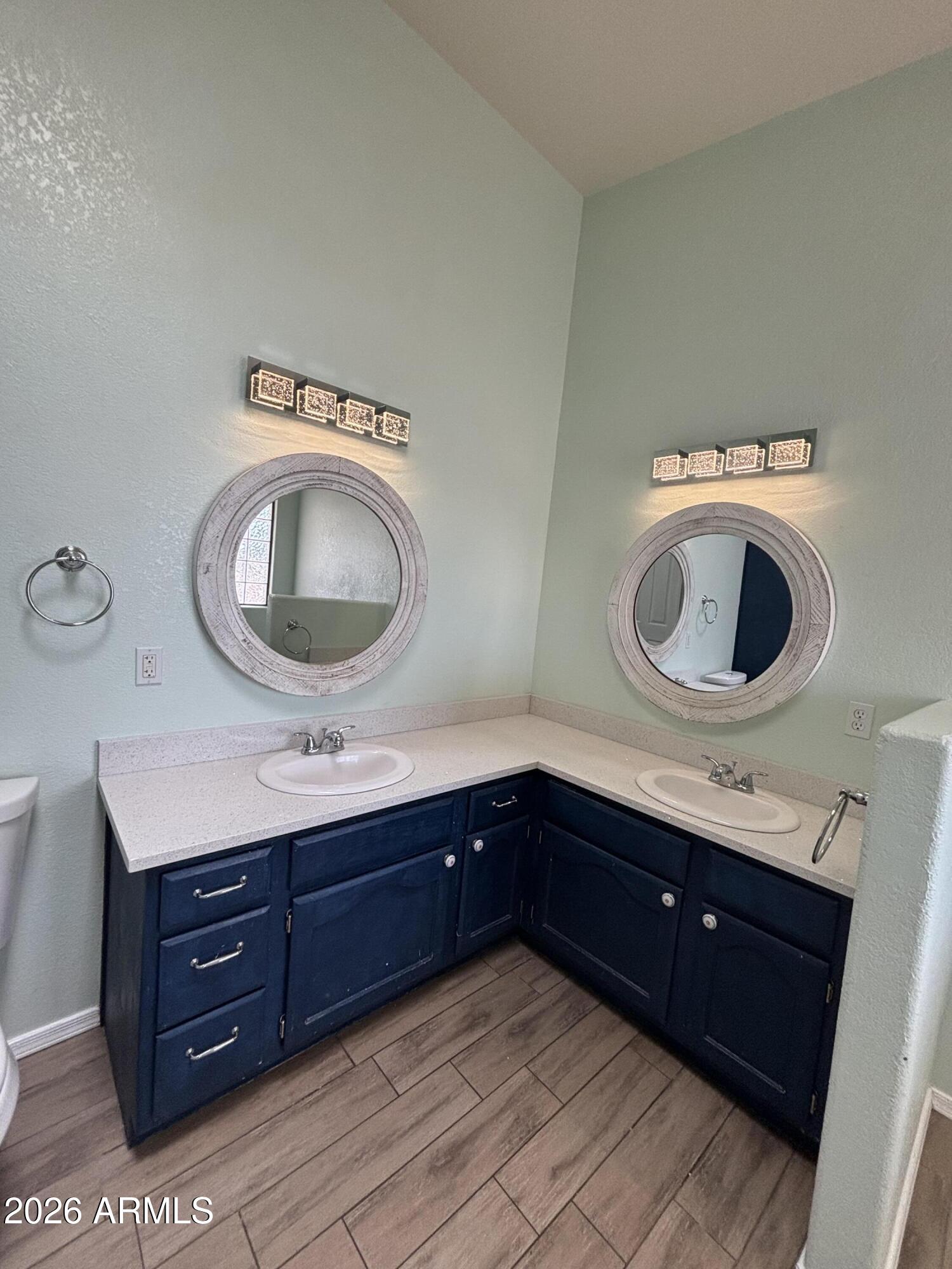 MOUNTAIN SHADOWS PHASE C - Residential