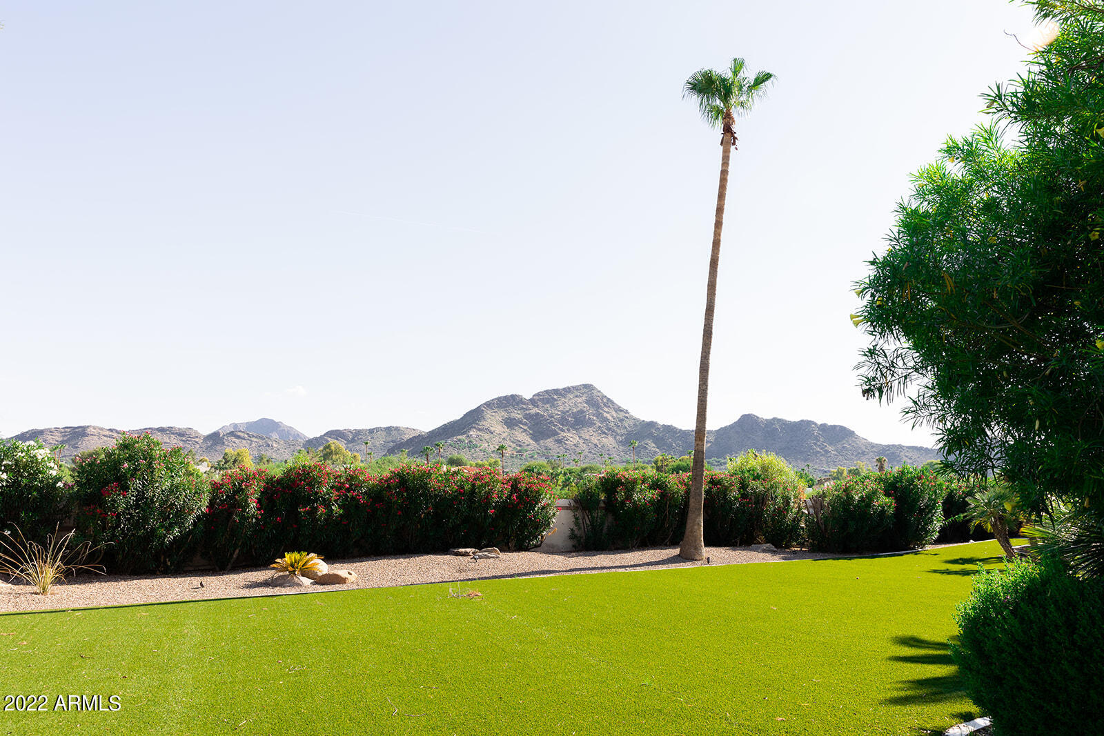 CAMELBACK COUNTRY ESTATES UNIT 5 - Residential