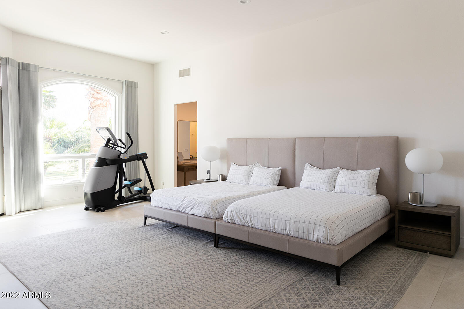 CAMELBACK COUNTRY ESTATES UNIT 5 - Residential