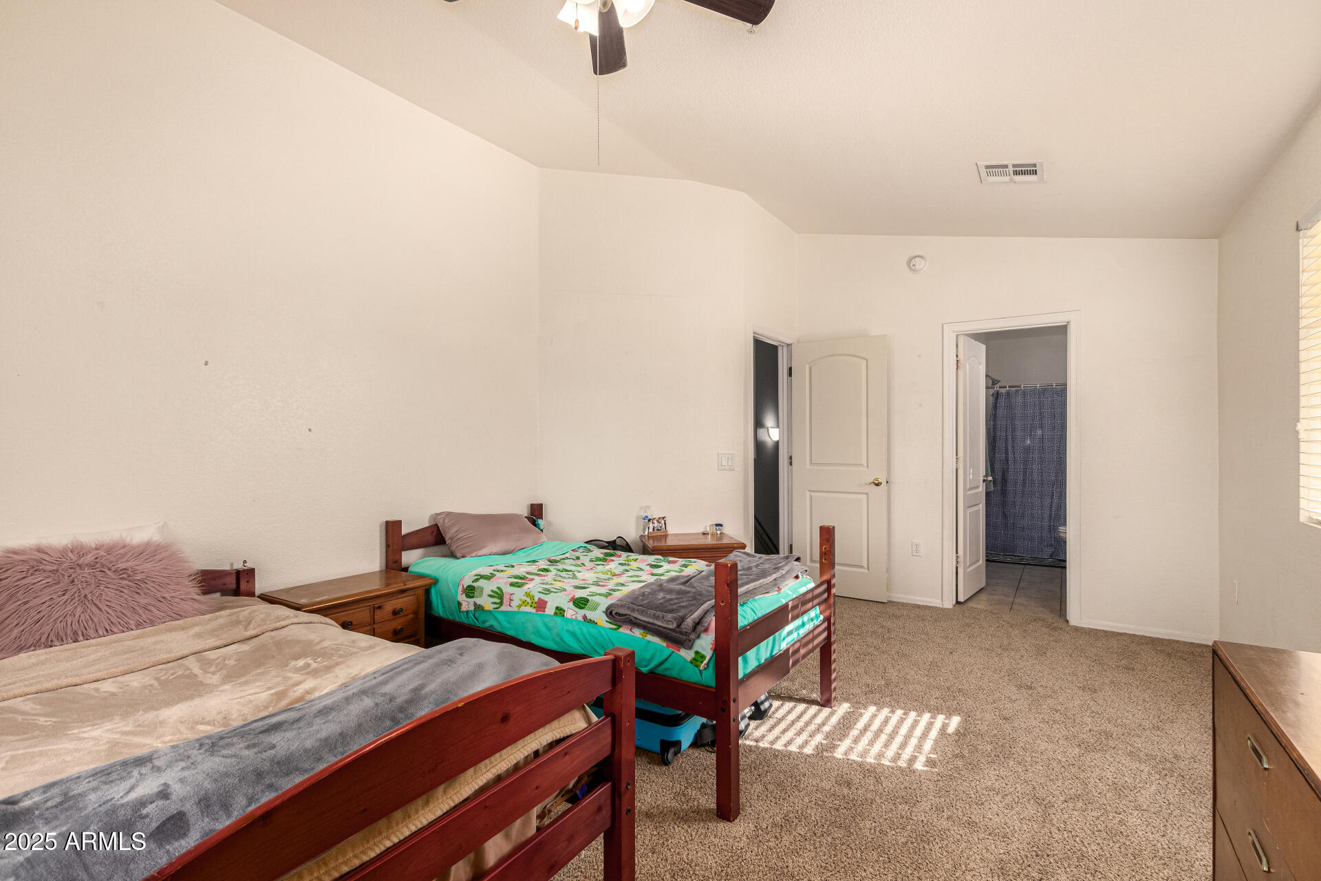 CANYON TRAILS COURTHOMES CONDOMINIUM - Residential