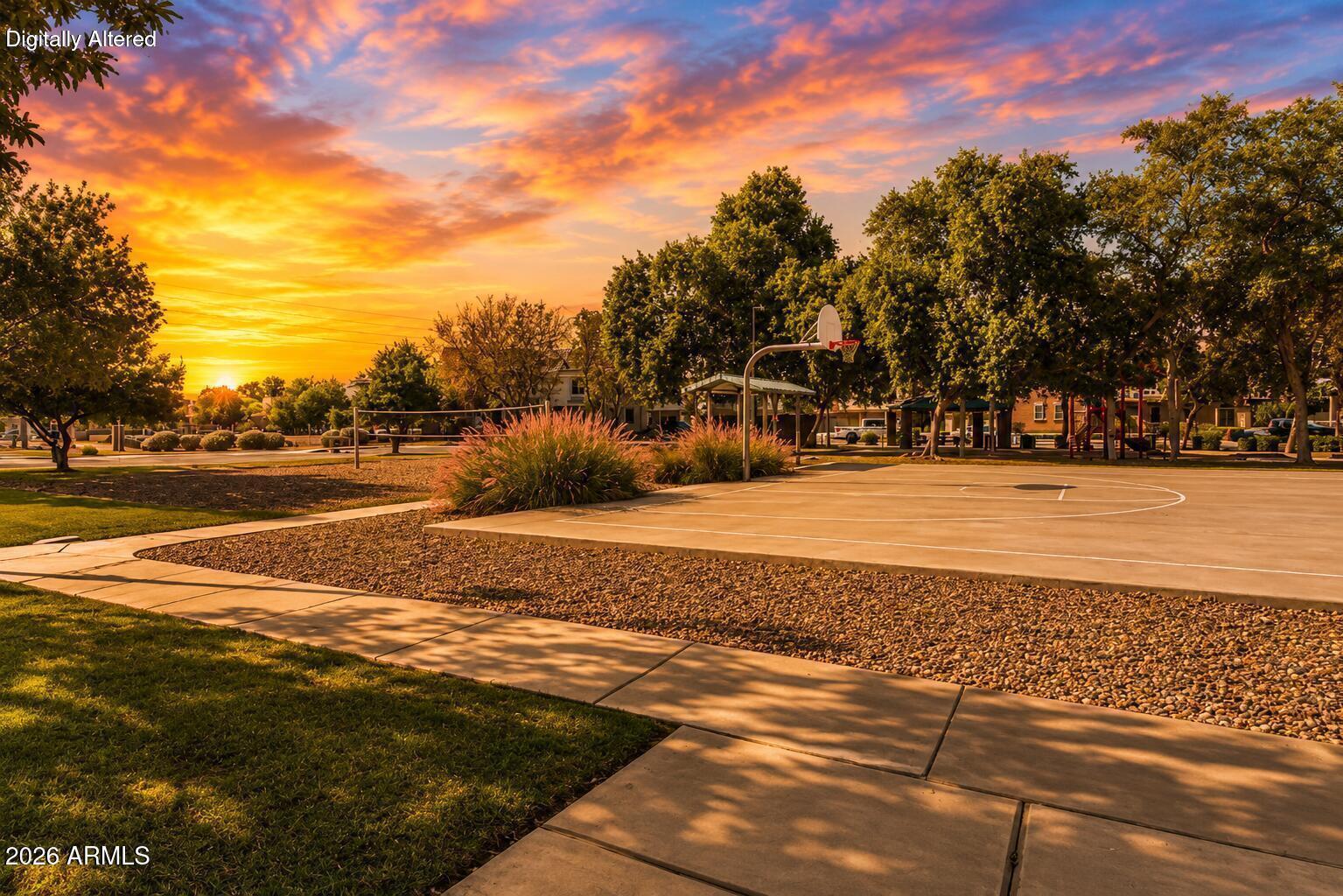 CANYON TRAILS COURTHOMES CONDOMINIUM - Residential