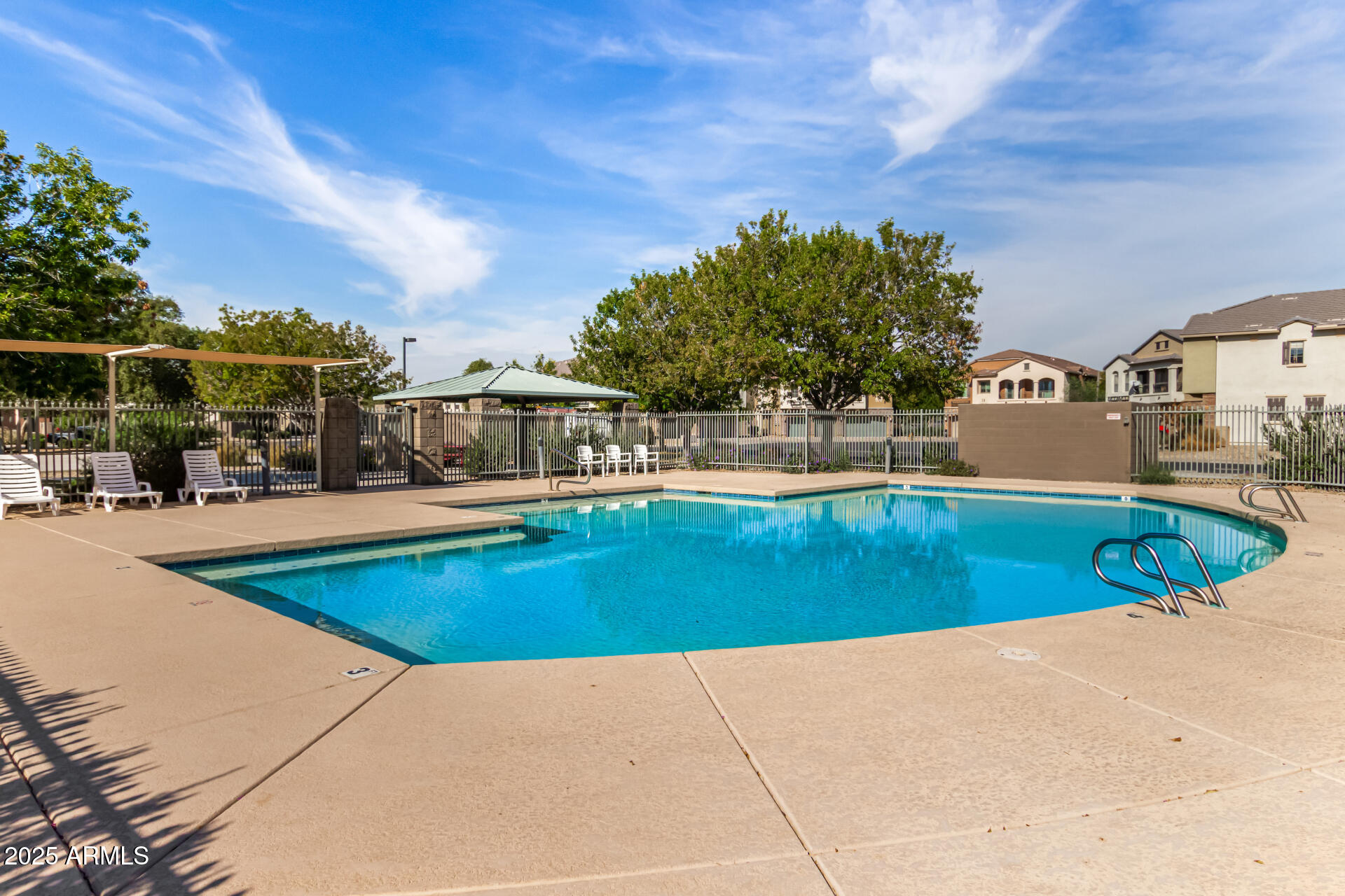 CANYON TRAILS COURTHOMES CONDOMINIUM - Residential