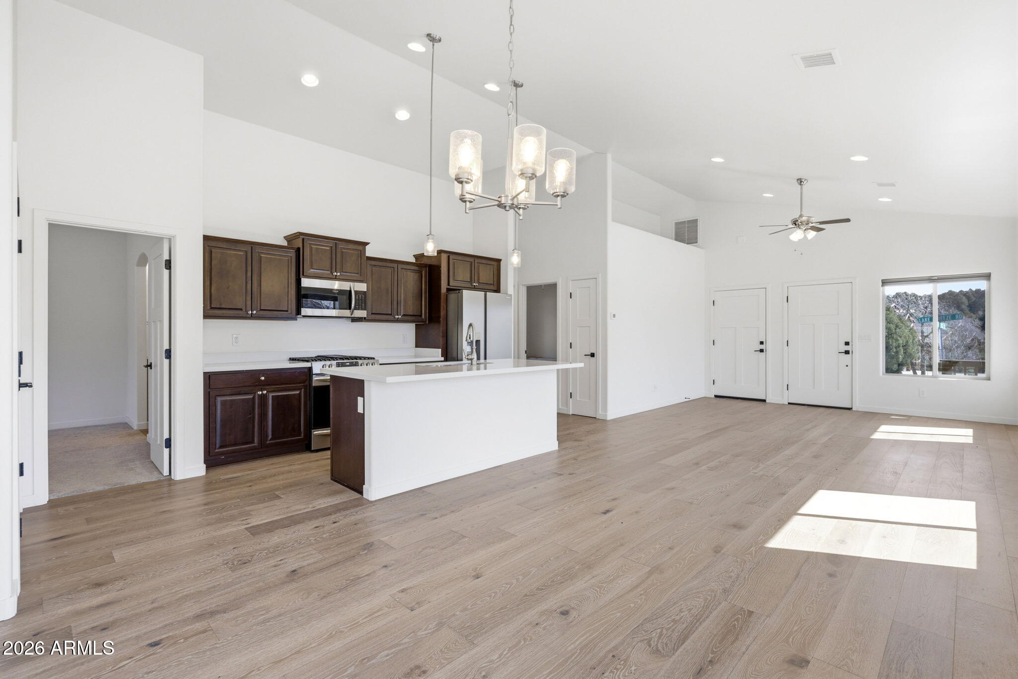 CREEKSIDE - Residential