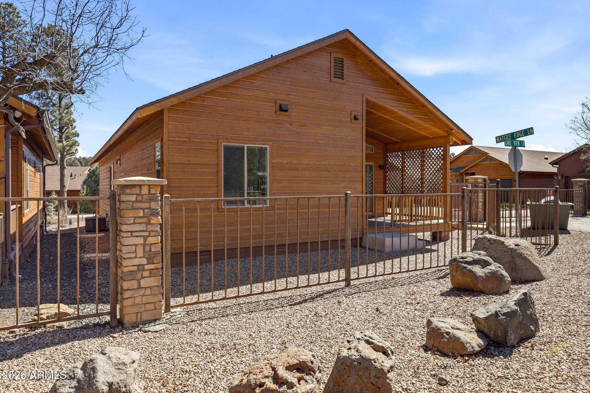 CREEKSIDE - Residential