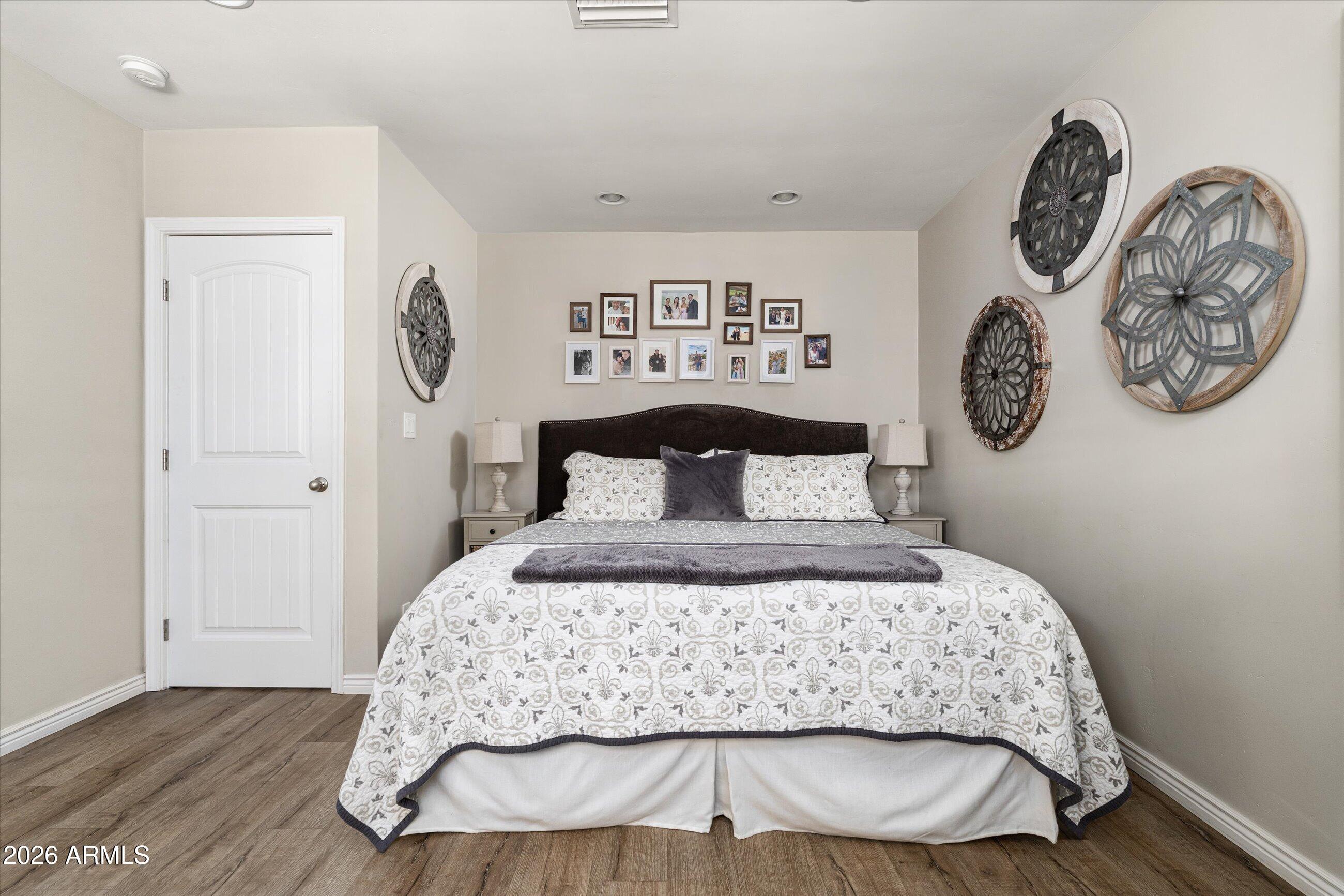 SHERWOOD GLEN - Residential