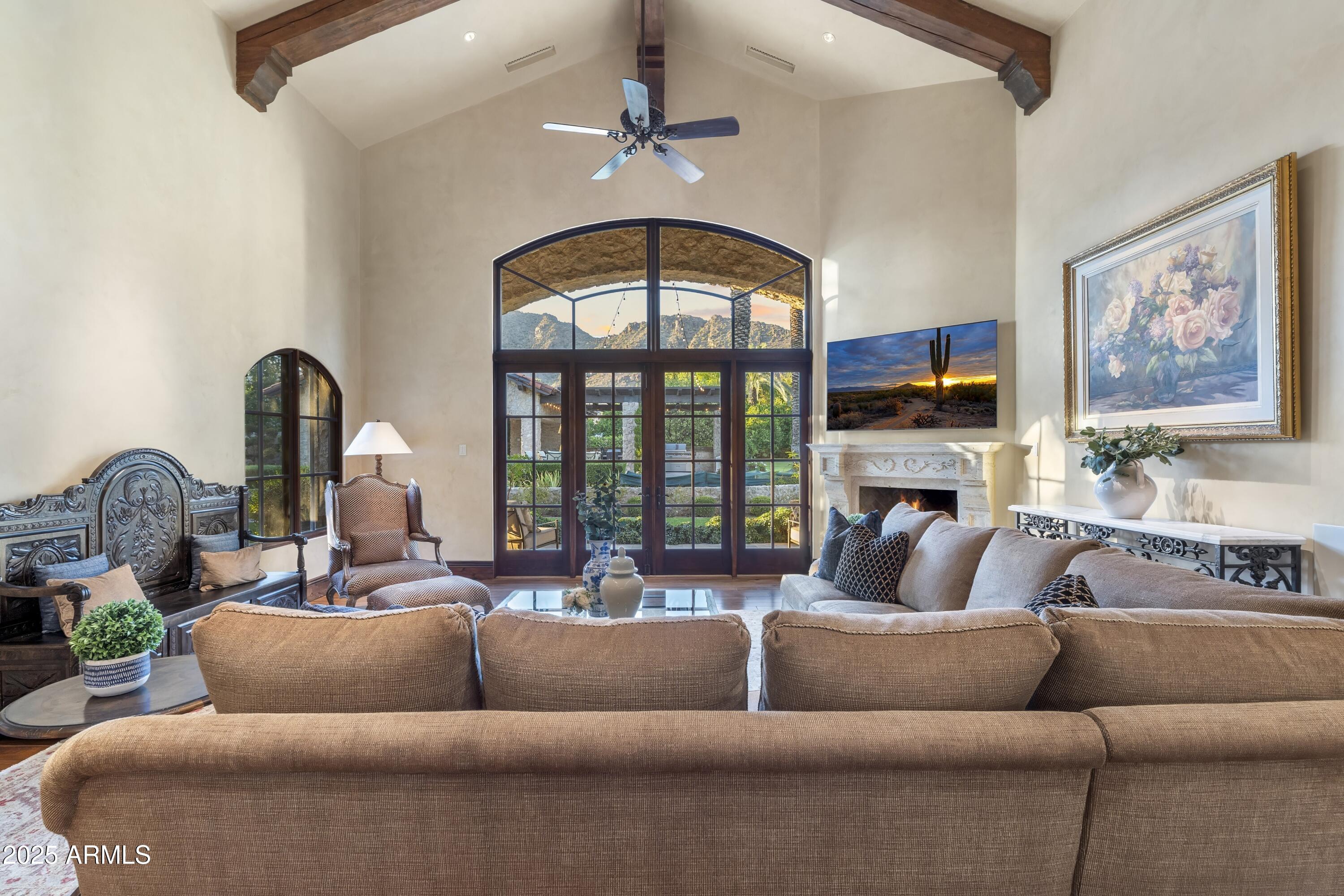 ARCADIA MANORS - Residential