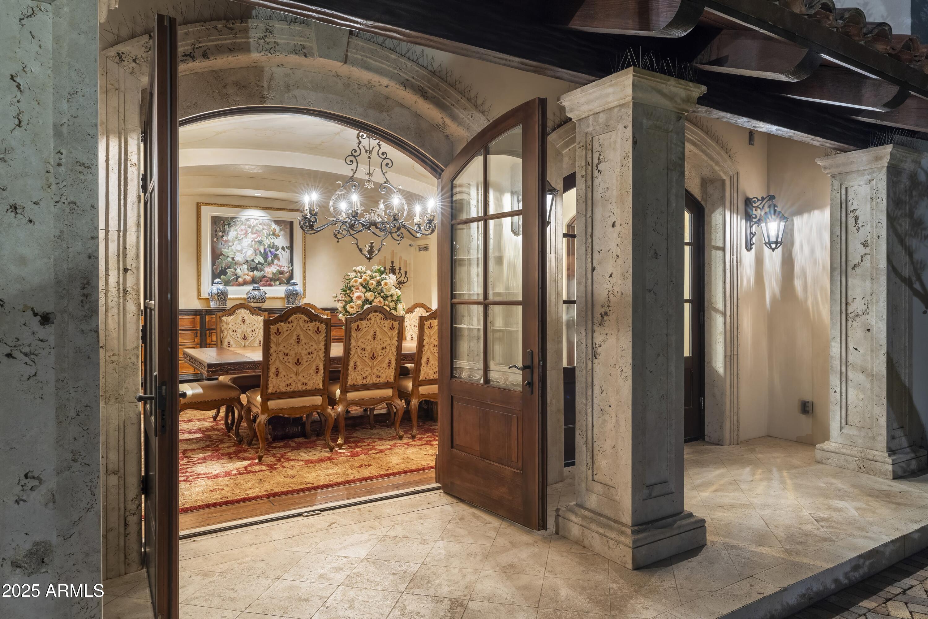 ARCADIA MANORS - Residential