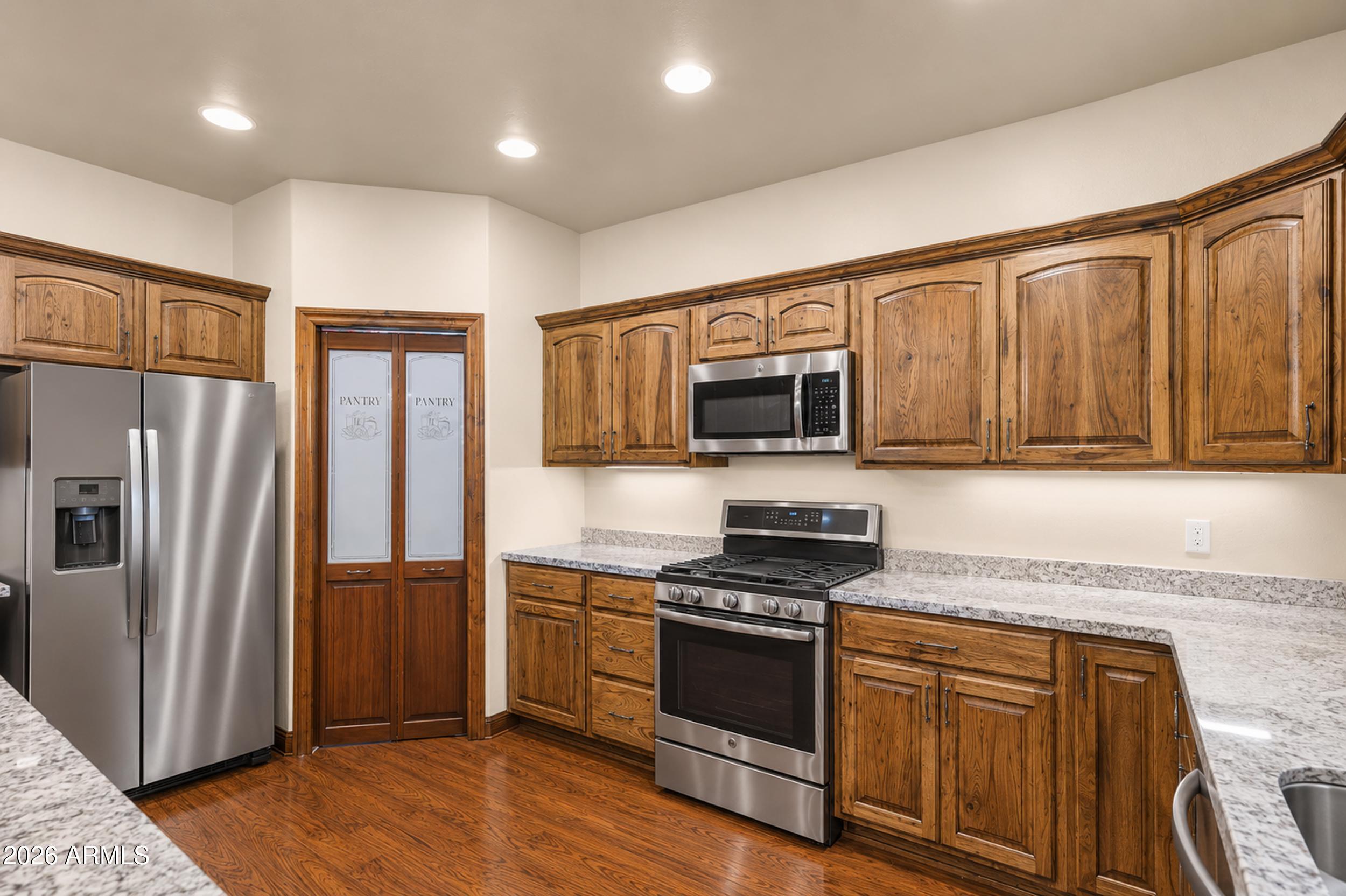 PINO RIDGE ESTATES - Residential