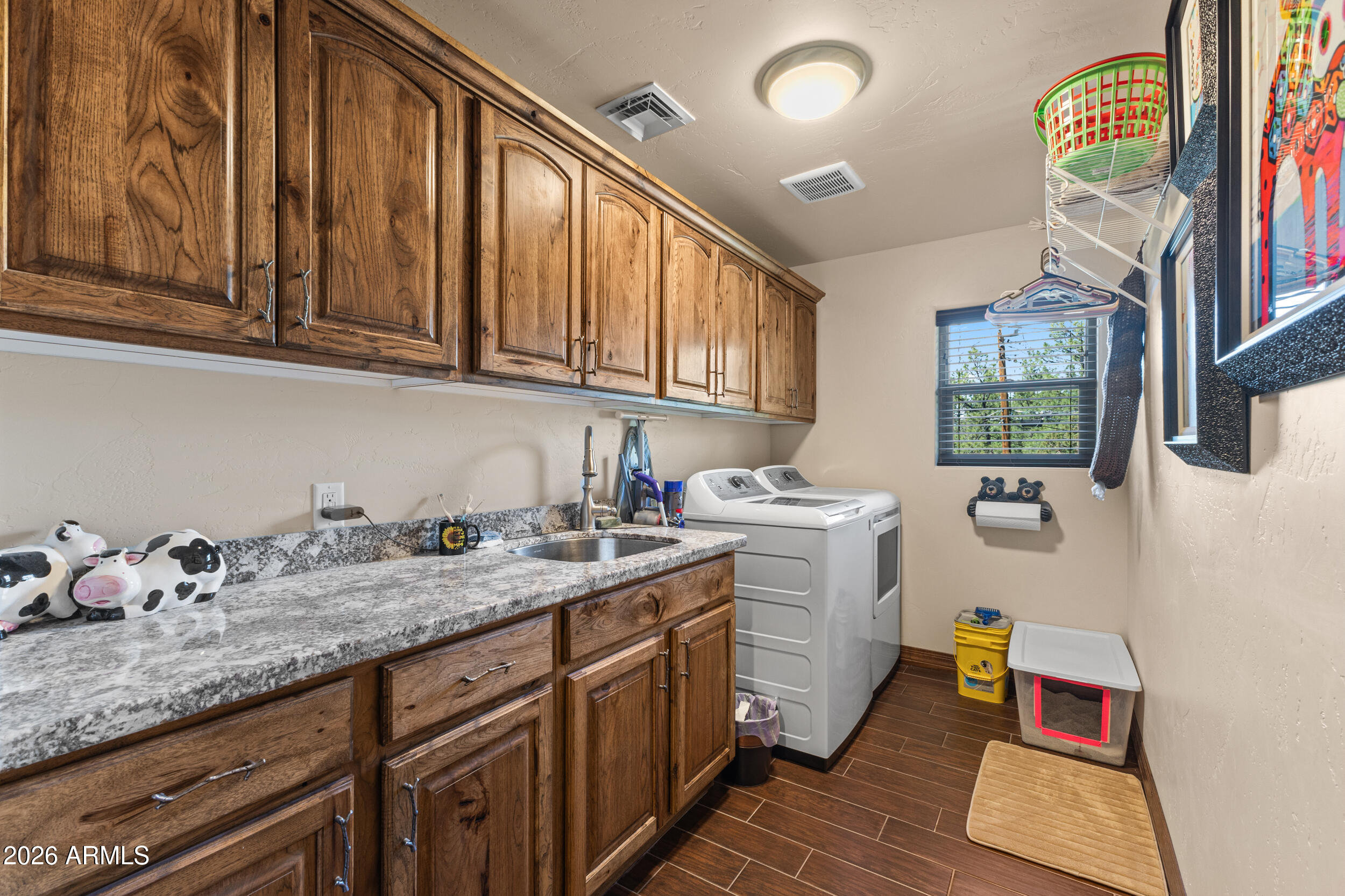 PINO RIDGE ESTATES - Residential
