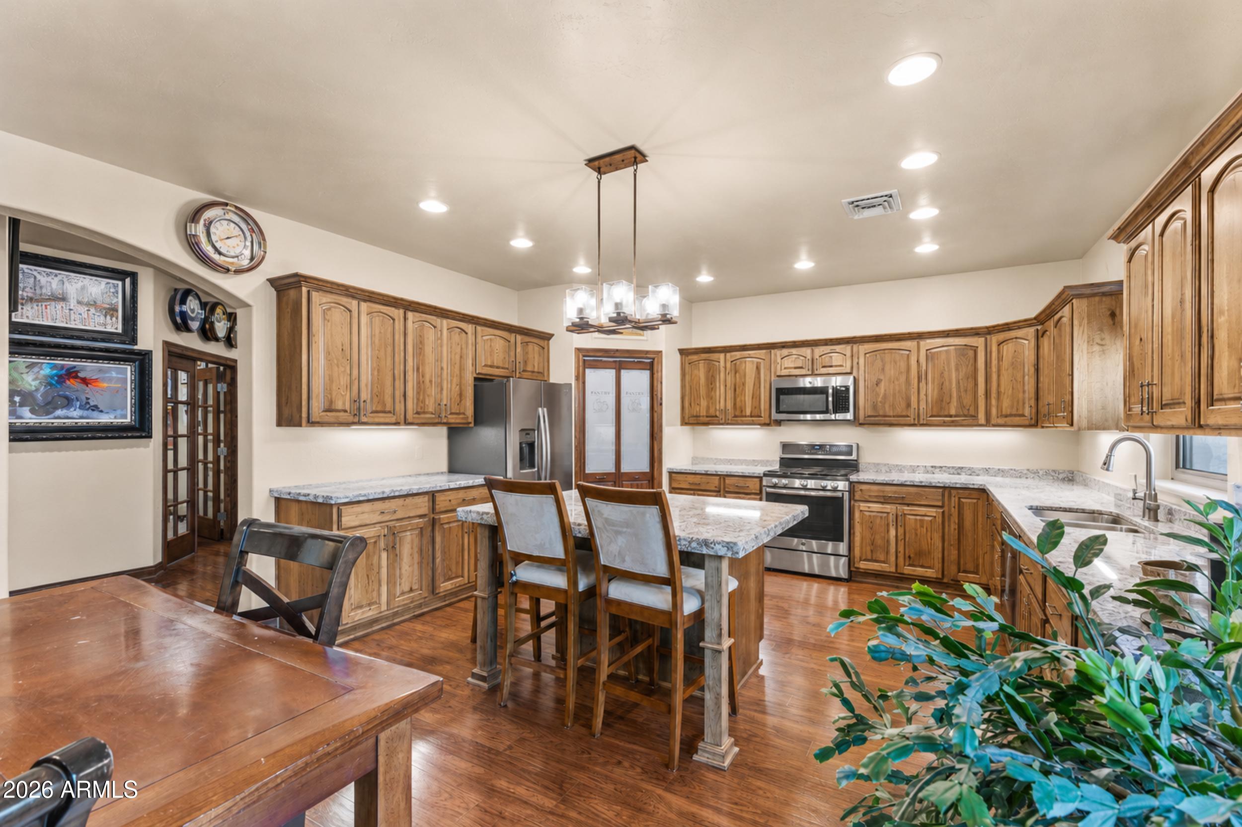 PINO RIDGE ESTATES - Residential