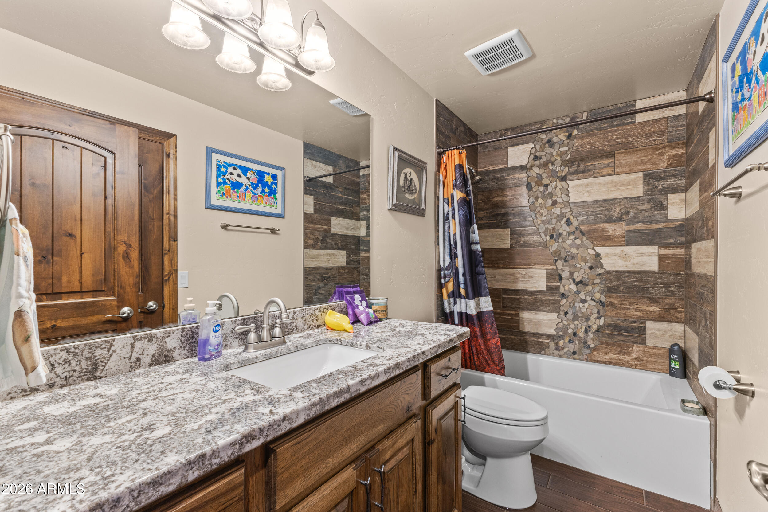 PINO RIDGE ESTATES - Residential