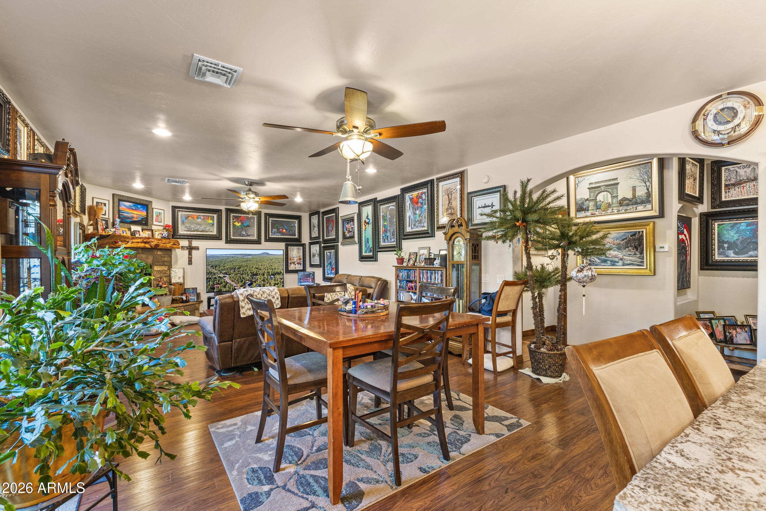 PINO RIDGE ESTATES - Residential