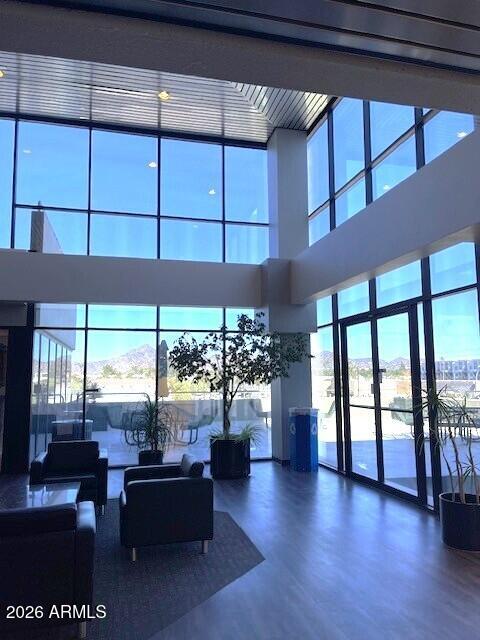 VINTAGE POINTE CONDOMINIUMS - Commercial Sale