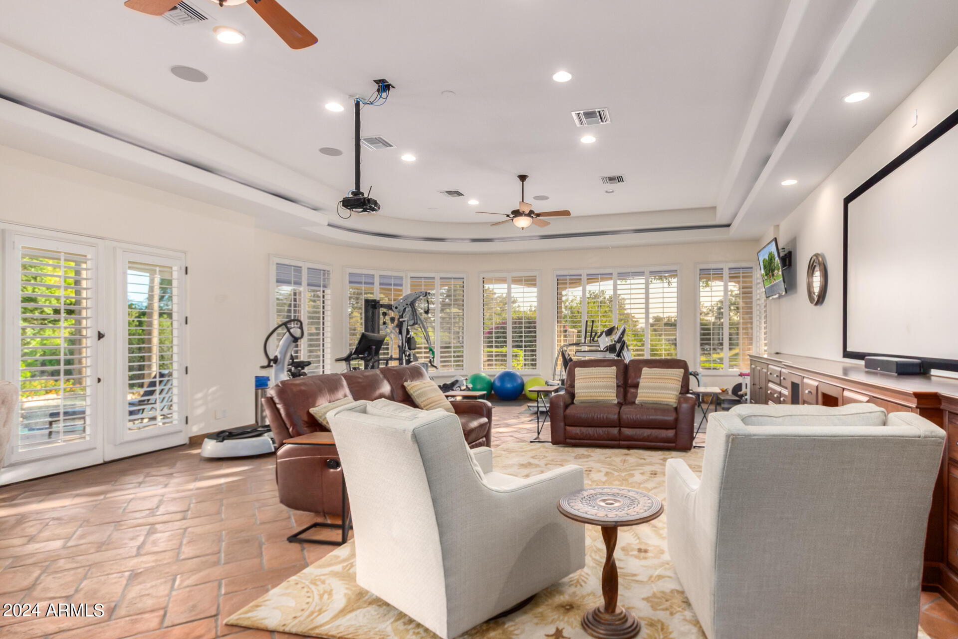 CROWN POINT - Residential