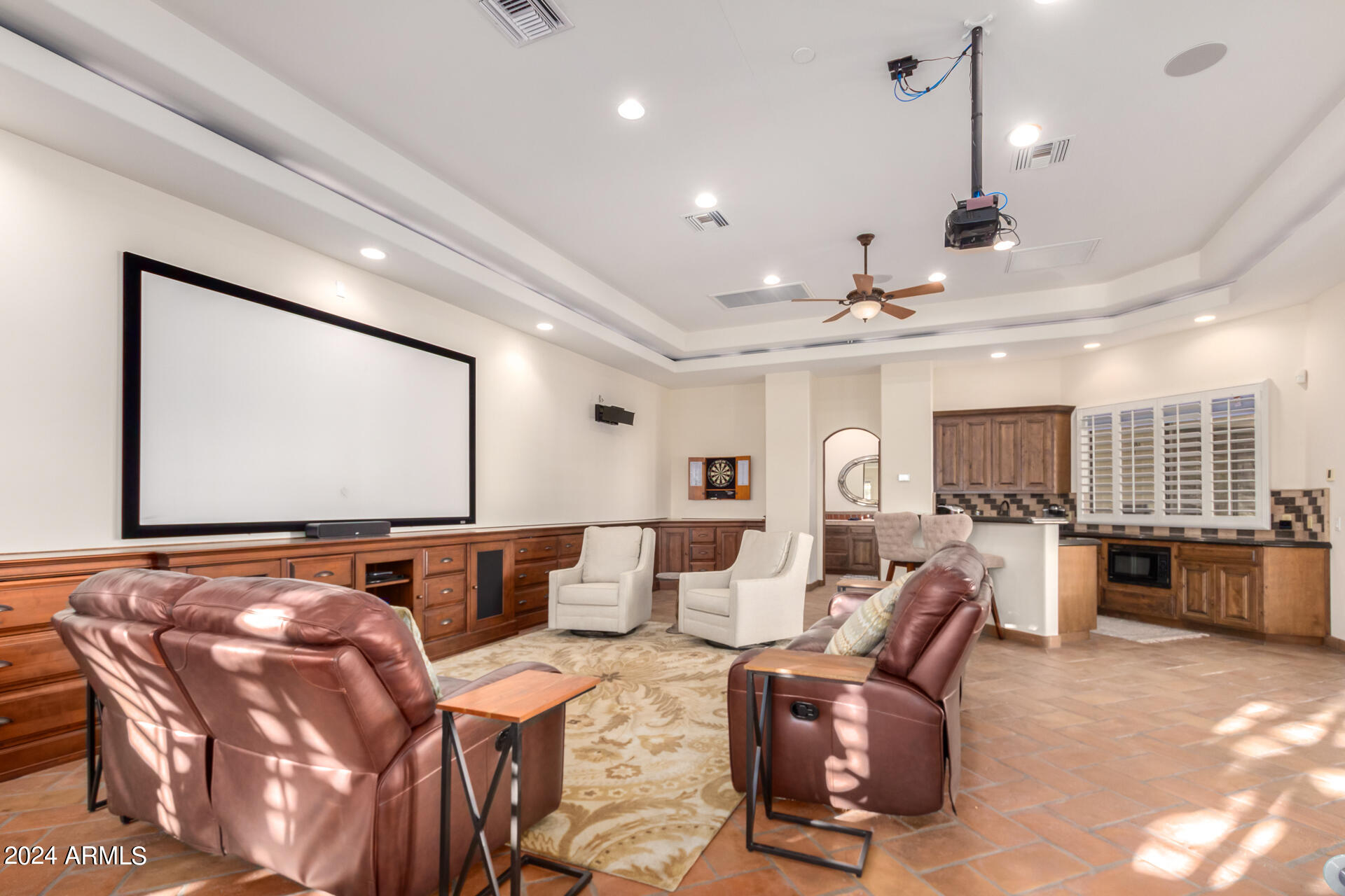 CROWN POINT - Residential