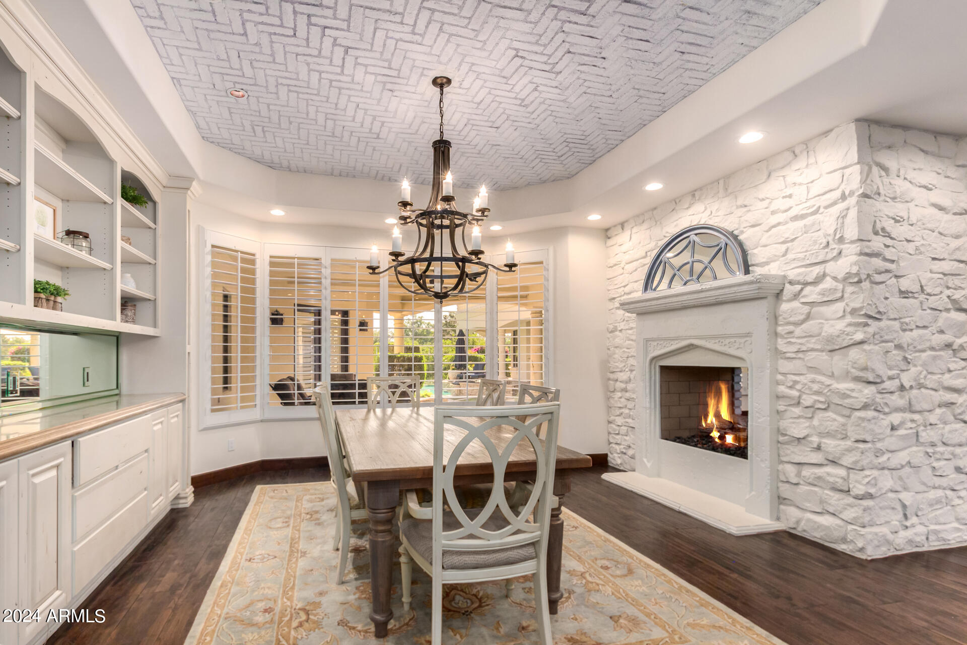CROWN POINT - Residential