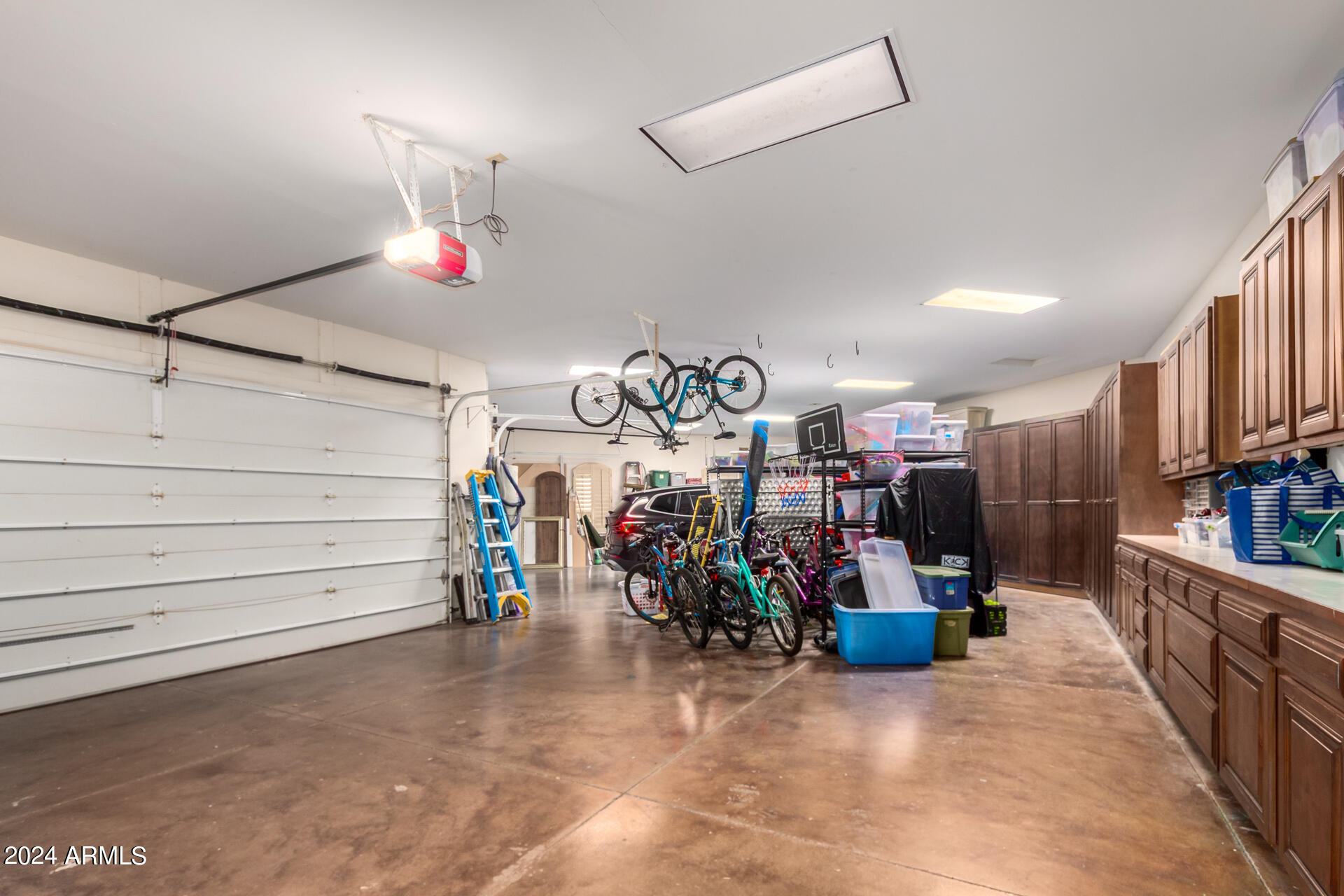 CROWN POINT - Residential