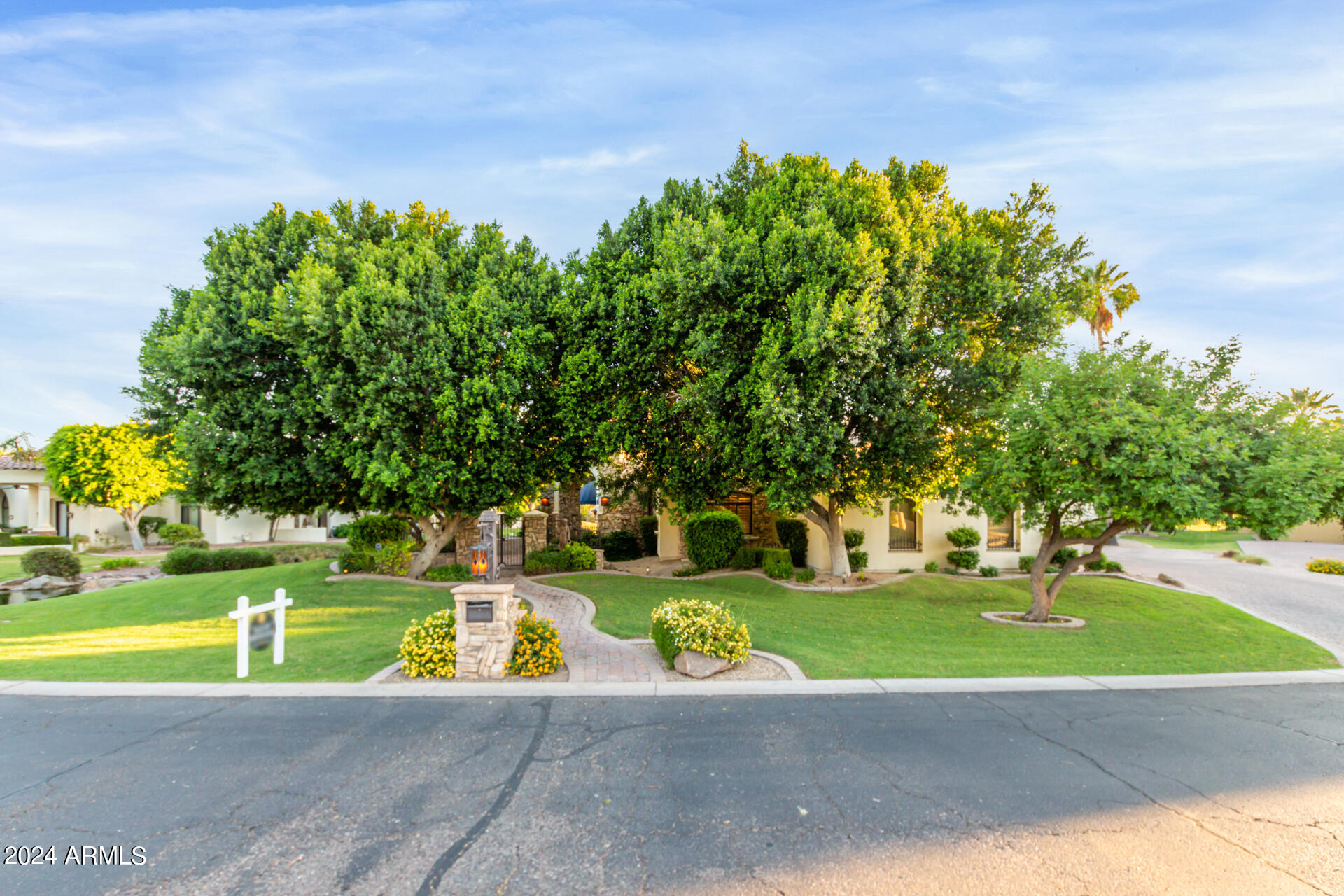 CROWN POINT - Residential