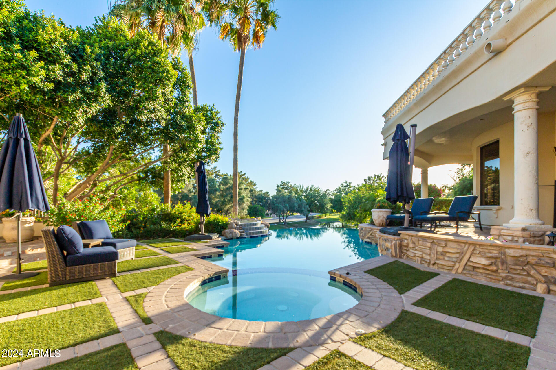 CROWN POINT - Residential